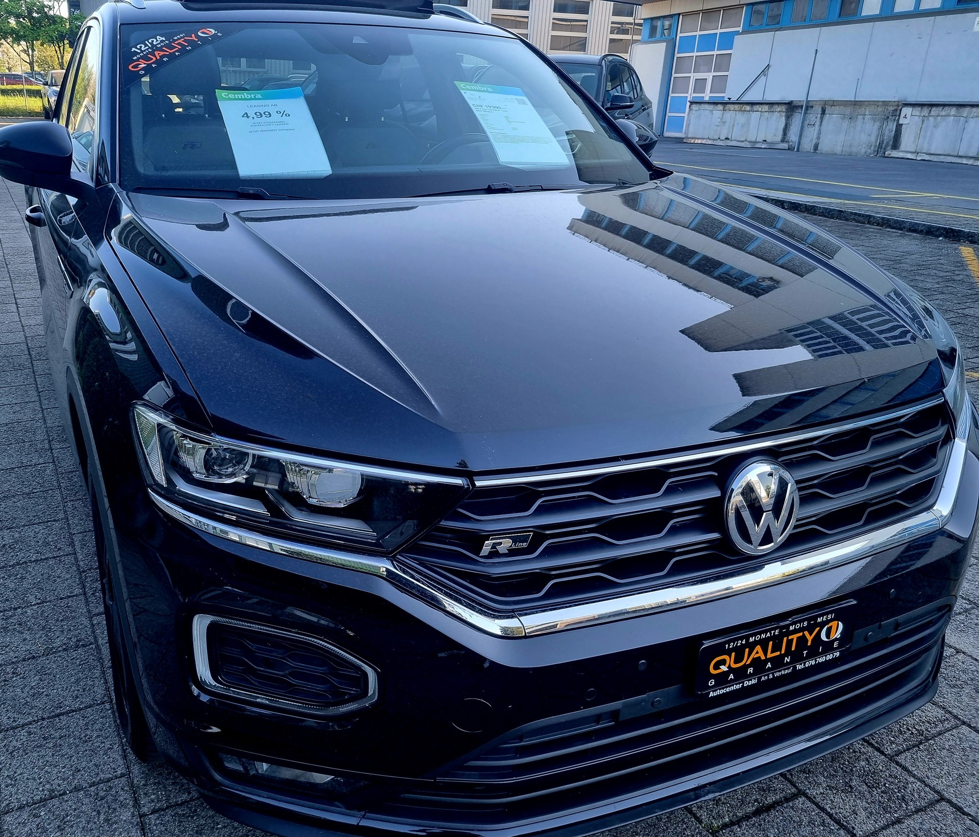 VW T-Roc 2.0 TDI R - Line DSG 4Motion-image-2