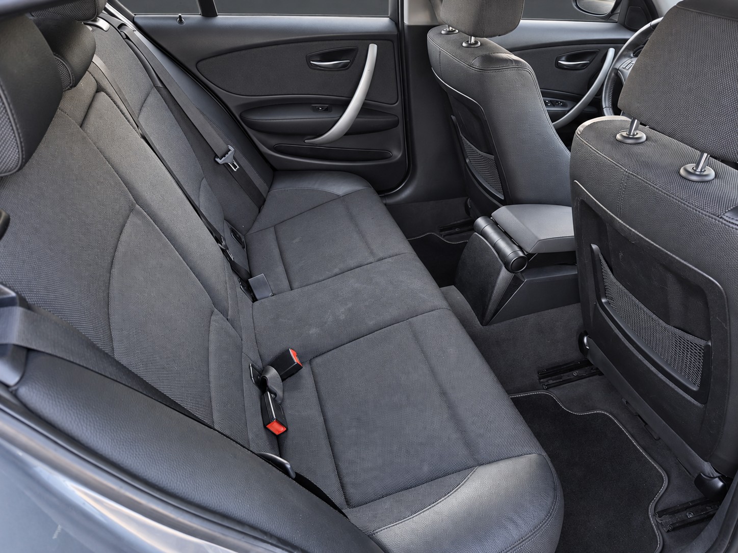BMW 120i Steptronic-image-13