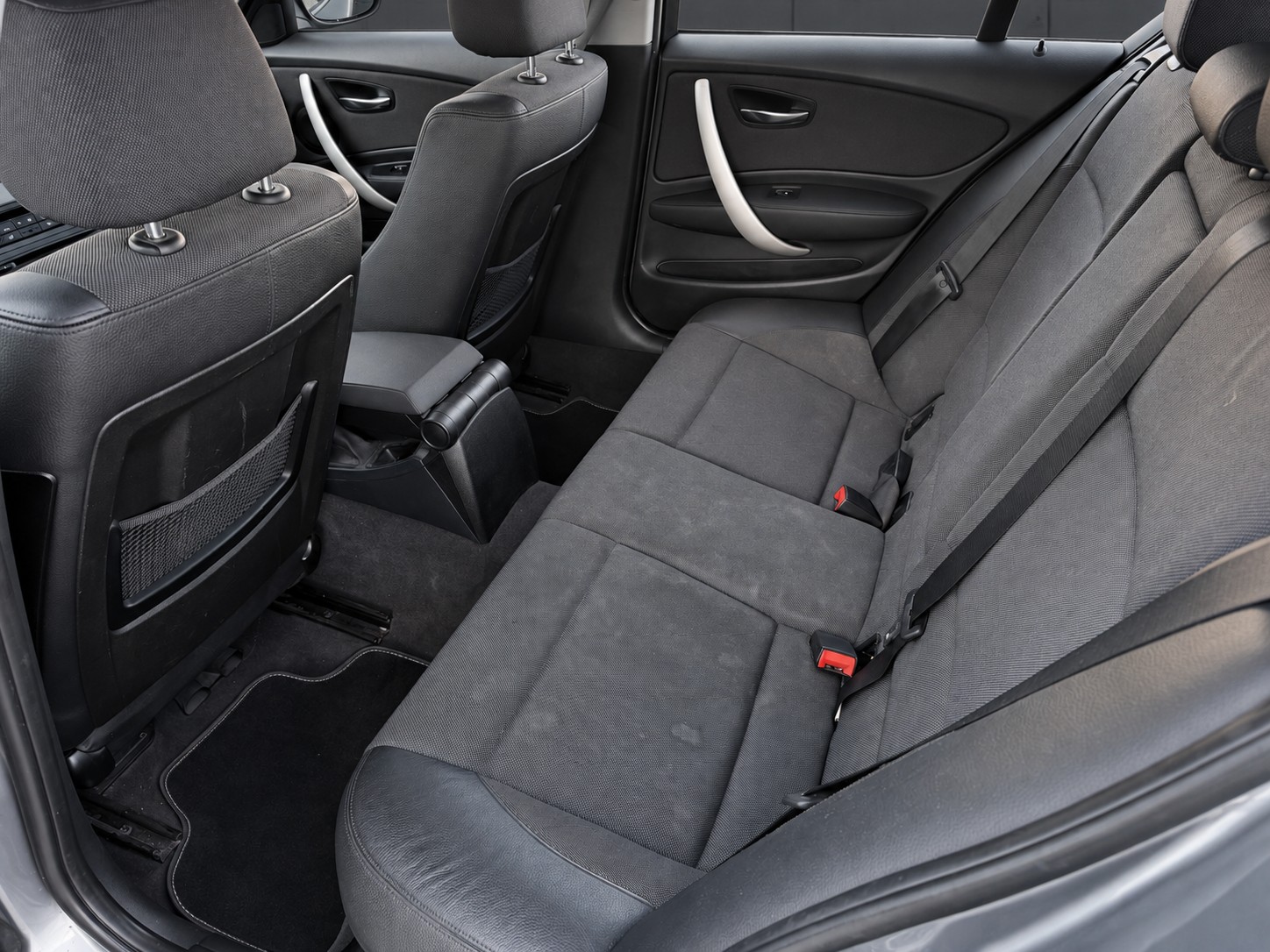 BMW 120i Steptronic-image-12