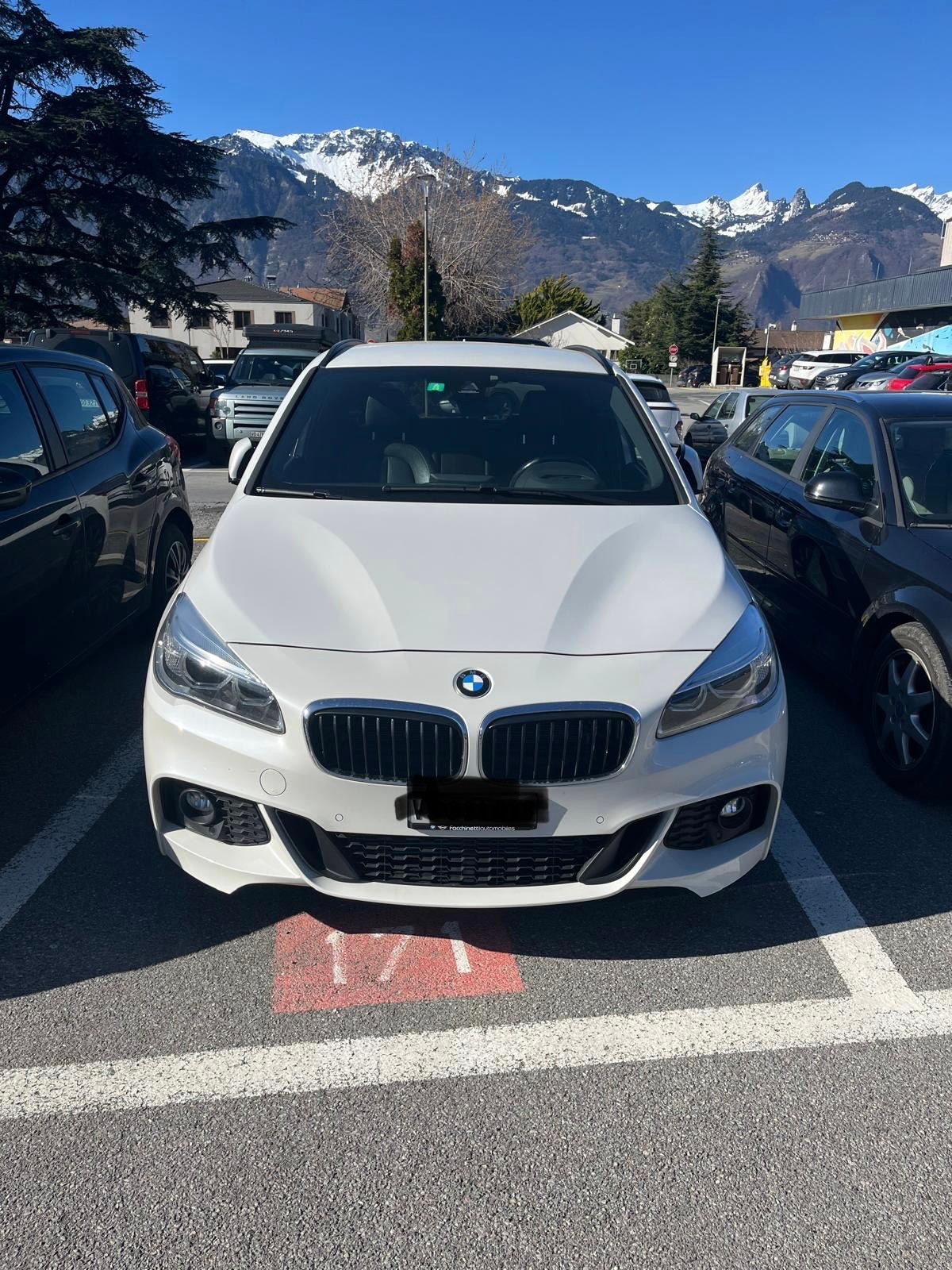 BMW 225i xDrive Active Tourer M Sport Steptronic-image-1