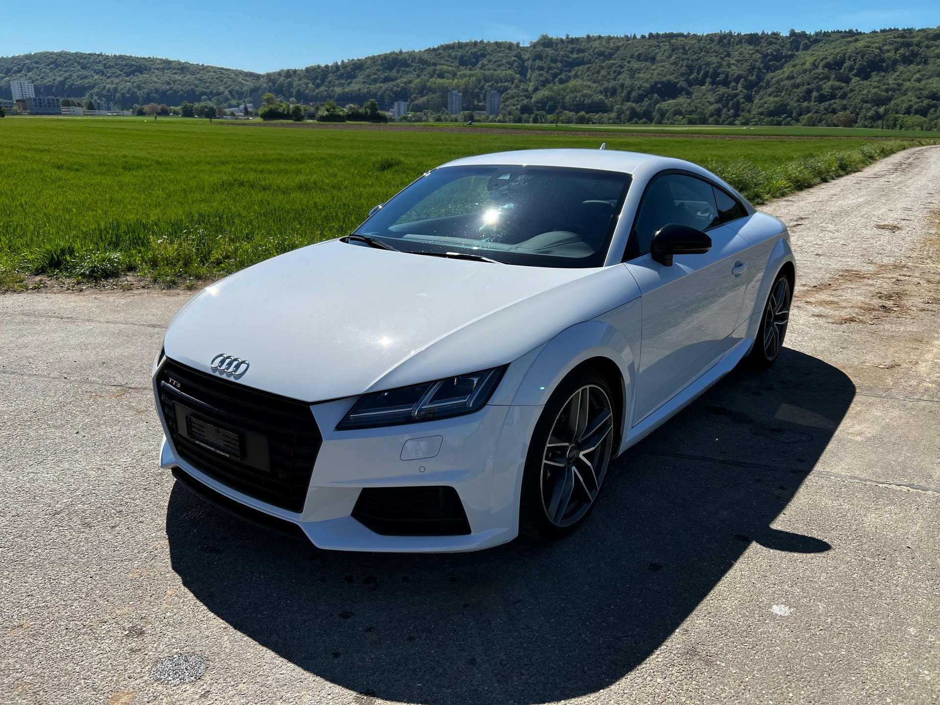 AUDI TTS Coupé 2.0 TFSI quattro S-tronic-image-0