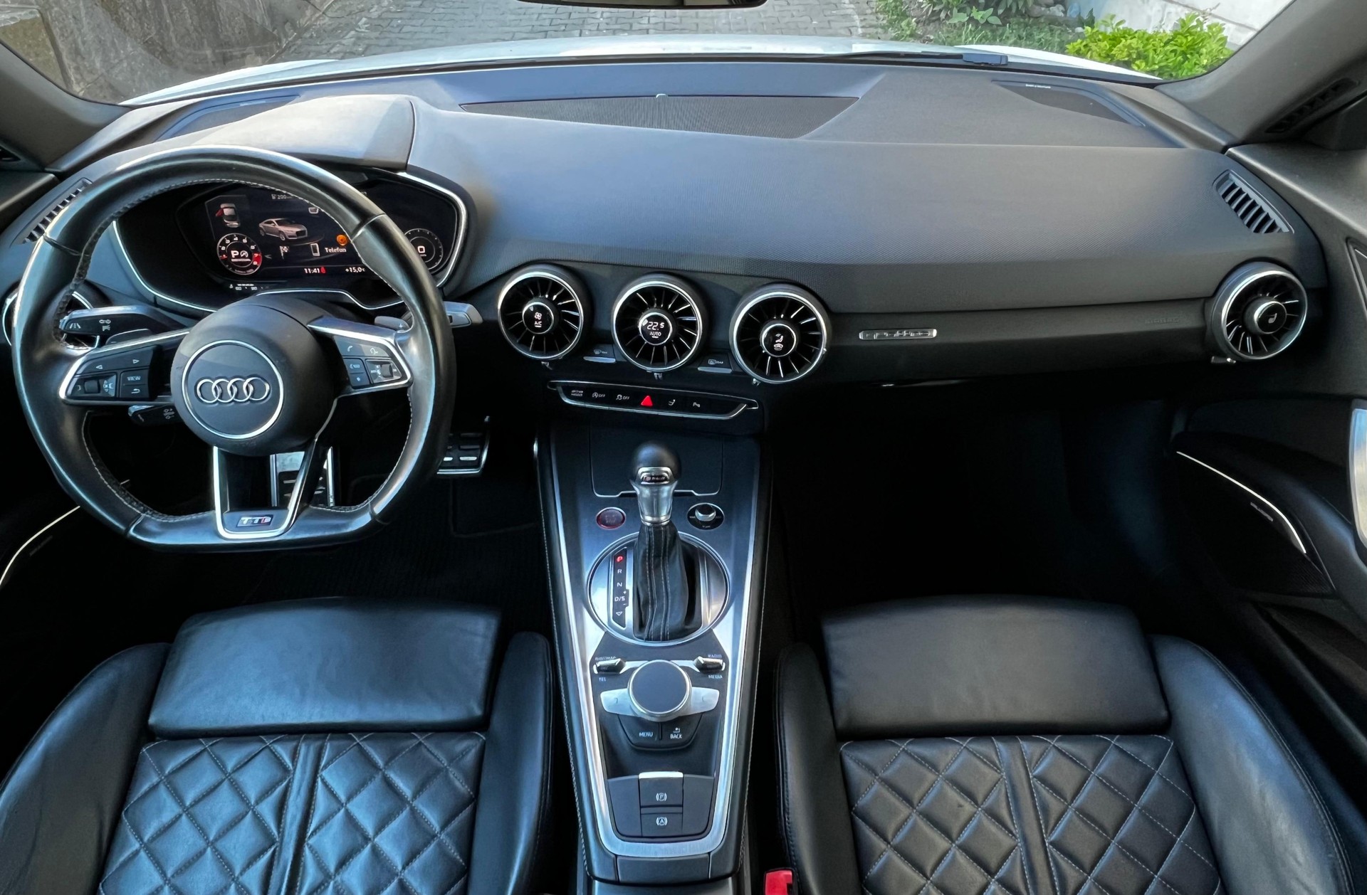 AUDI TTS Coupé 2.0 TFSI quattro S-tronic-image-9