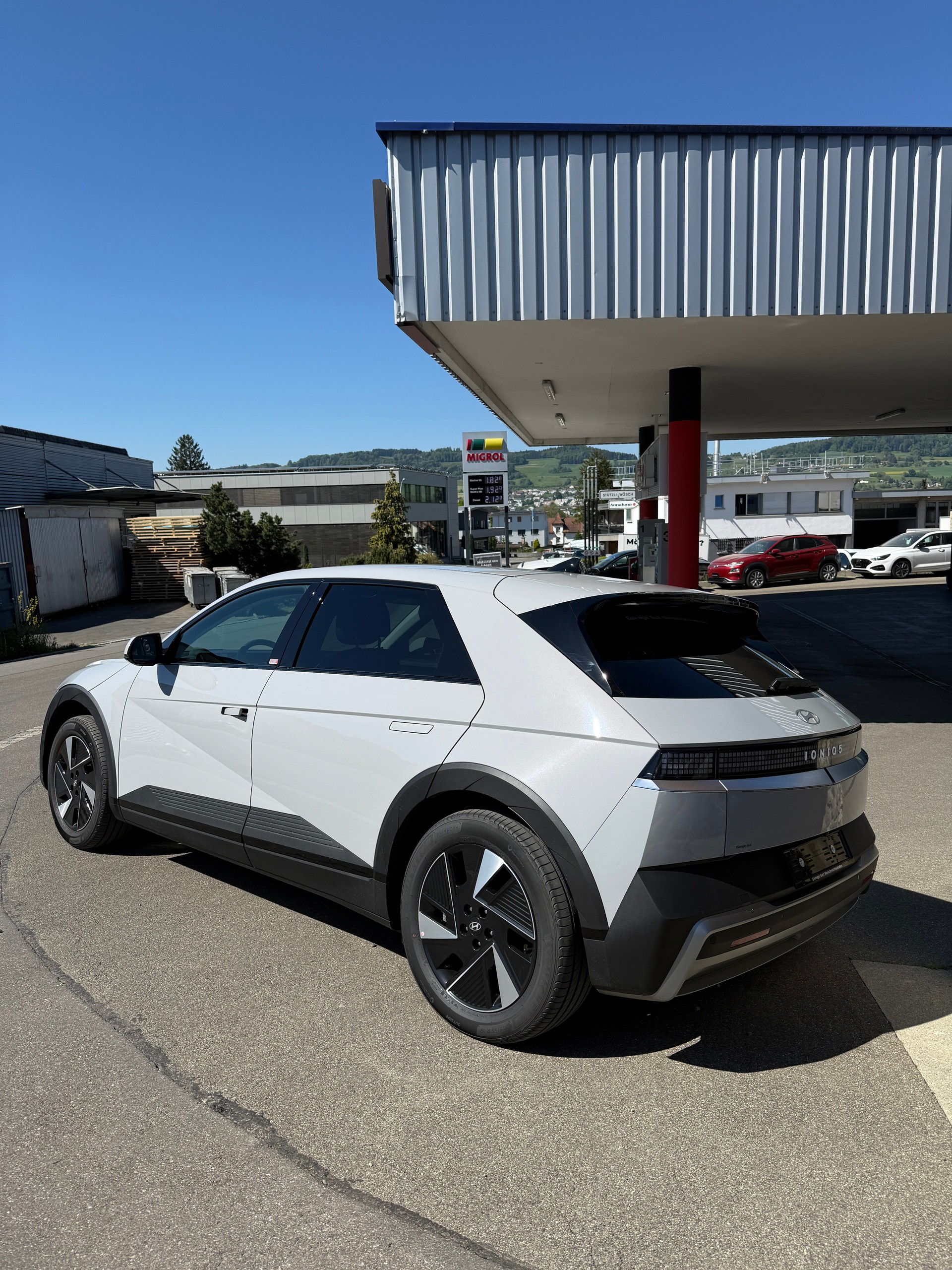 HYUNDAI Ioniq 5 77kWh Amplia 2WD-image-2