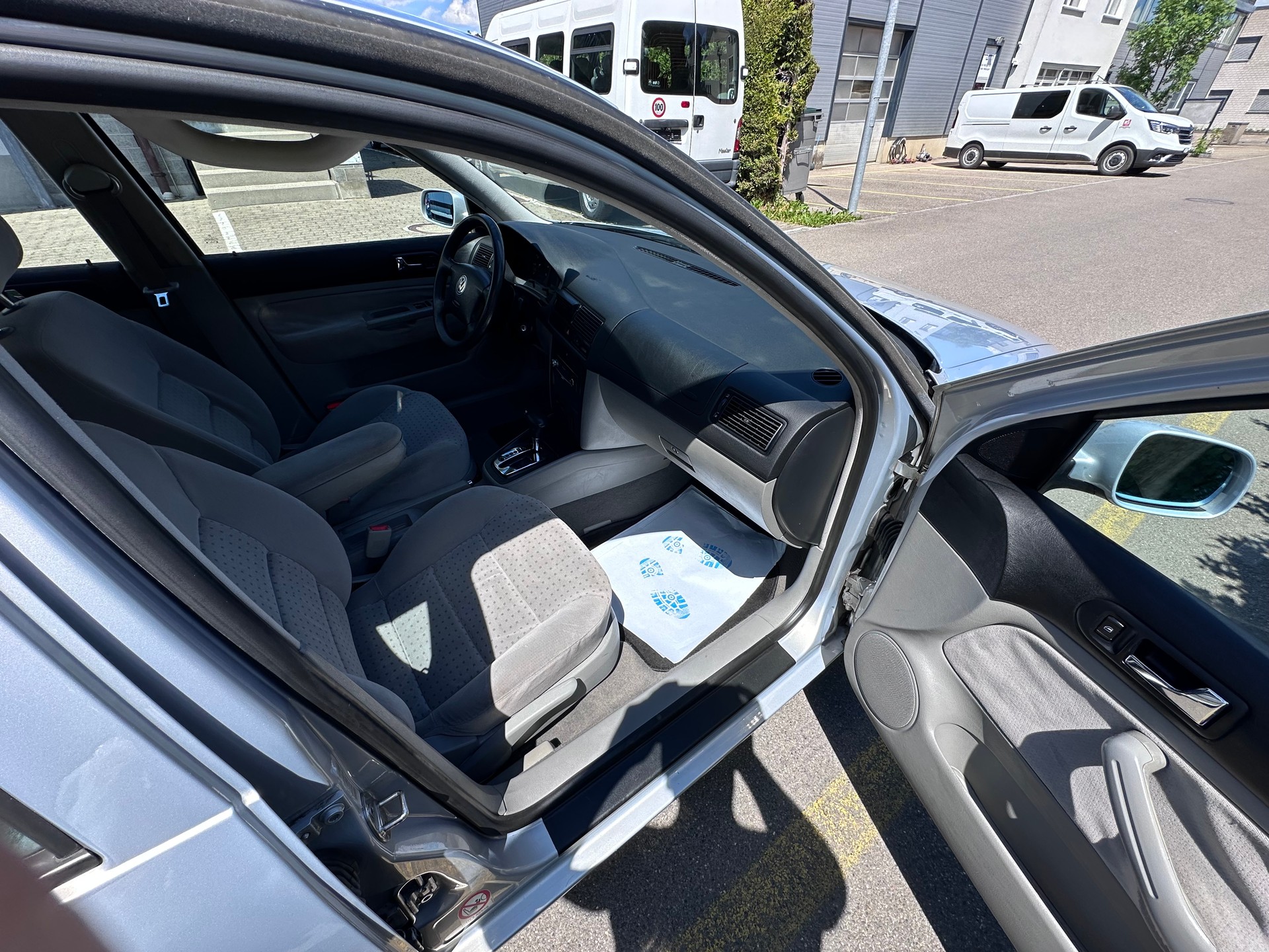 VW Golf 1.8 Comfortline-image-10