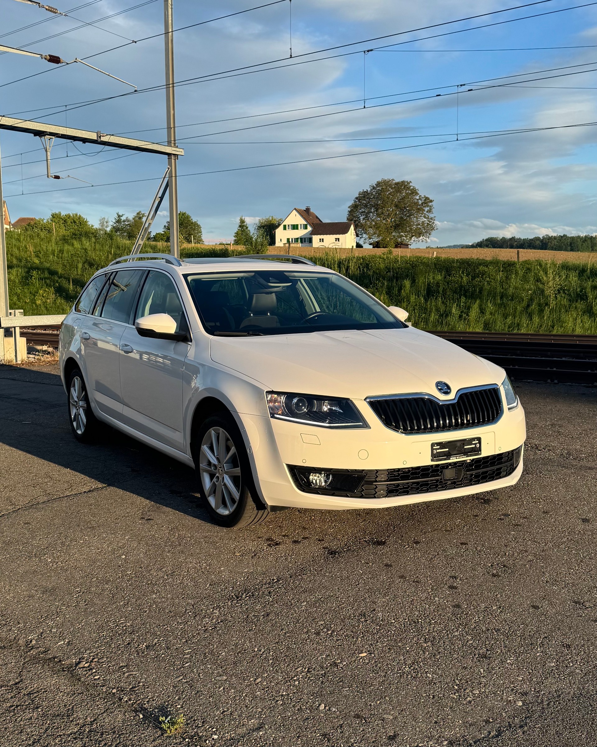 SKODA 1.8 TSI Elegance 4x4 DSG-image-0