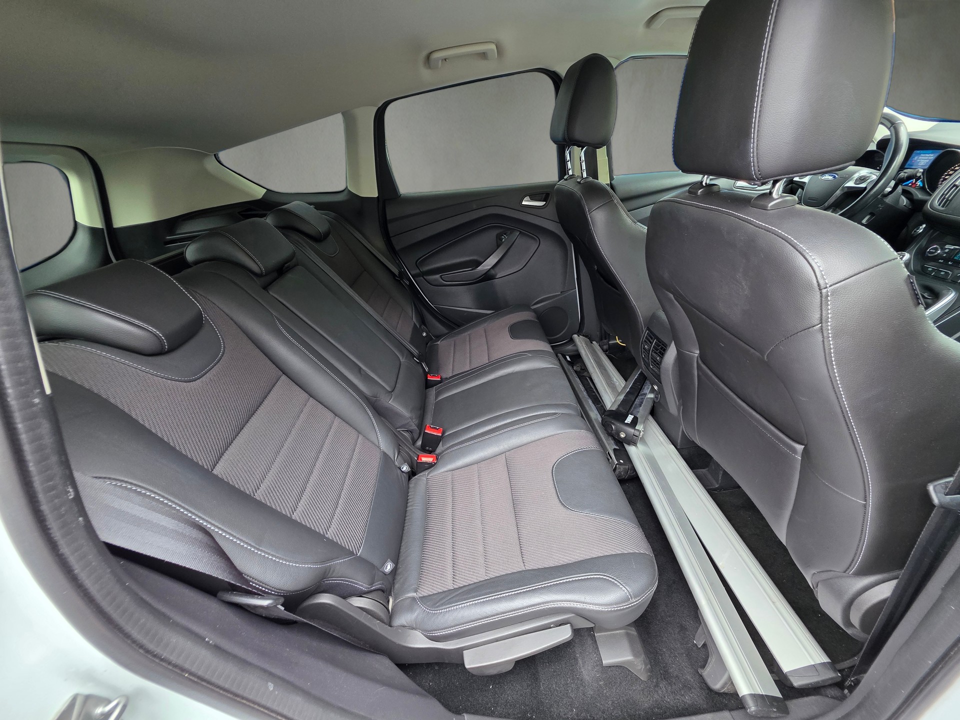 FORD Kuga 2.0 TDCi Titanium 4WD-image-16
