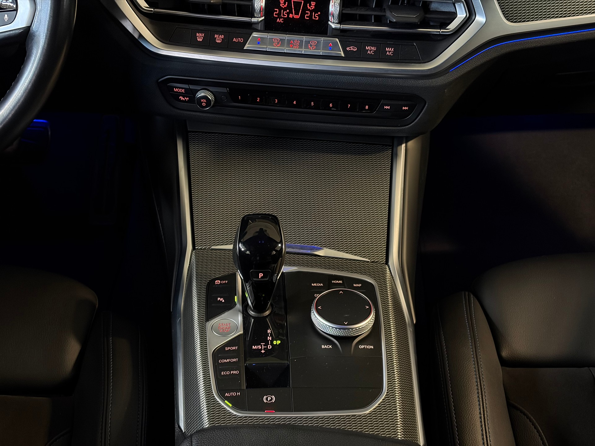 BMW 330d xDrive 48V Touring M Sport Steptronic*CH-Fahrzeug*-image-19