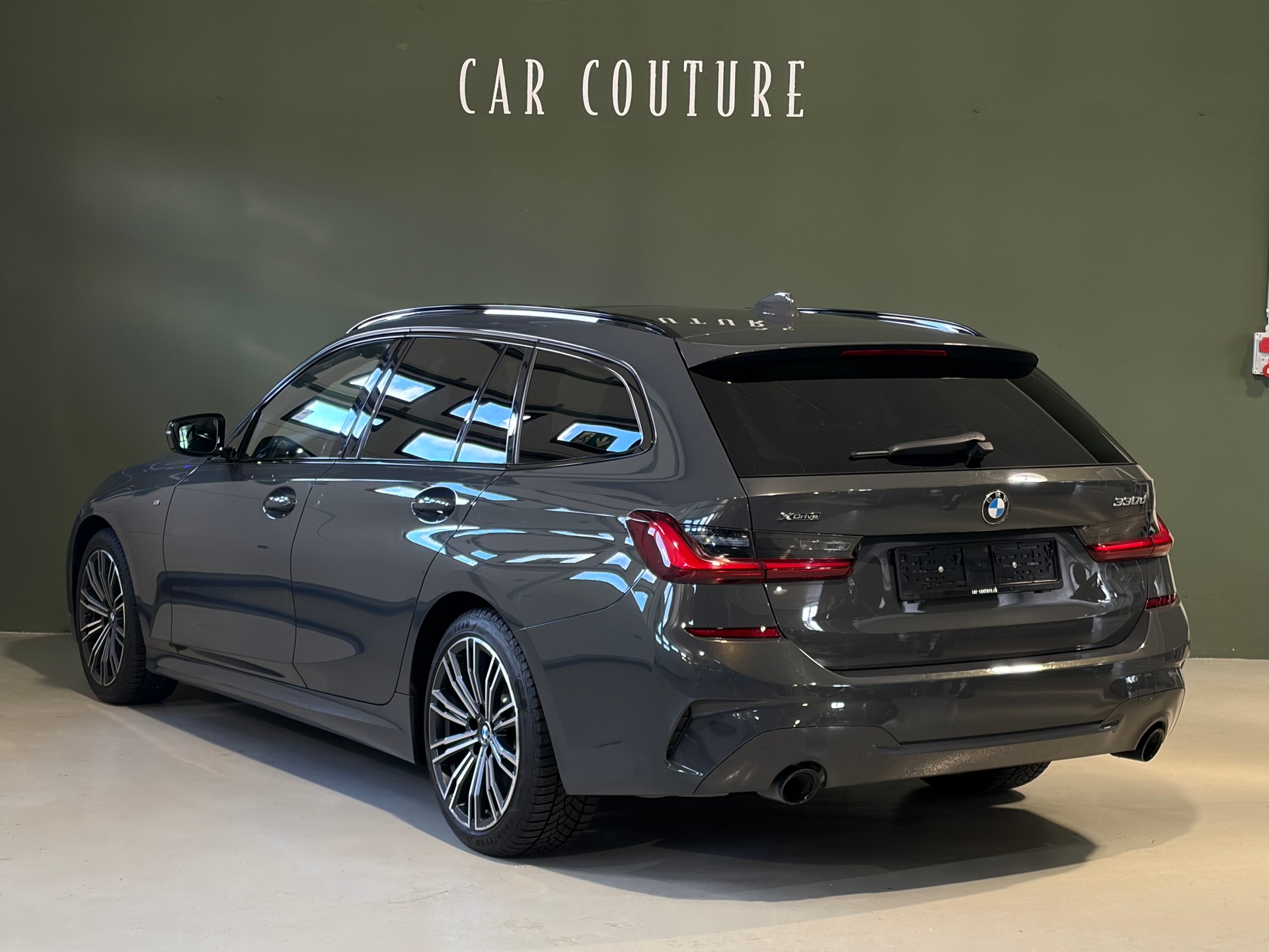 BMW 330d xDrive 48V Touring M Sport Steptronic*CH-Fahrzeug*-image-22