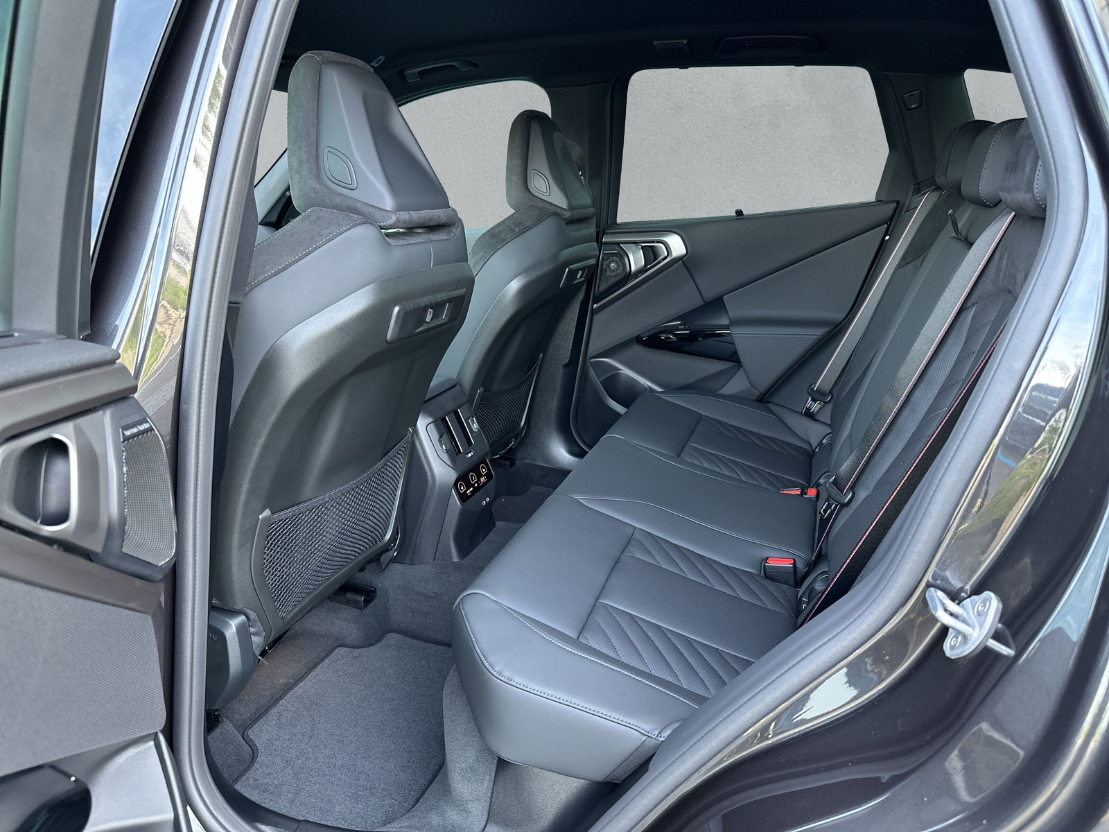 BMW X3 xDrive M50 48V M Sport Pro-image-11