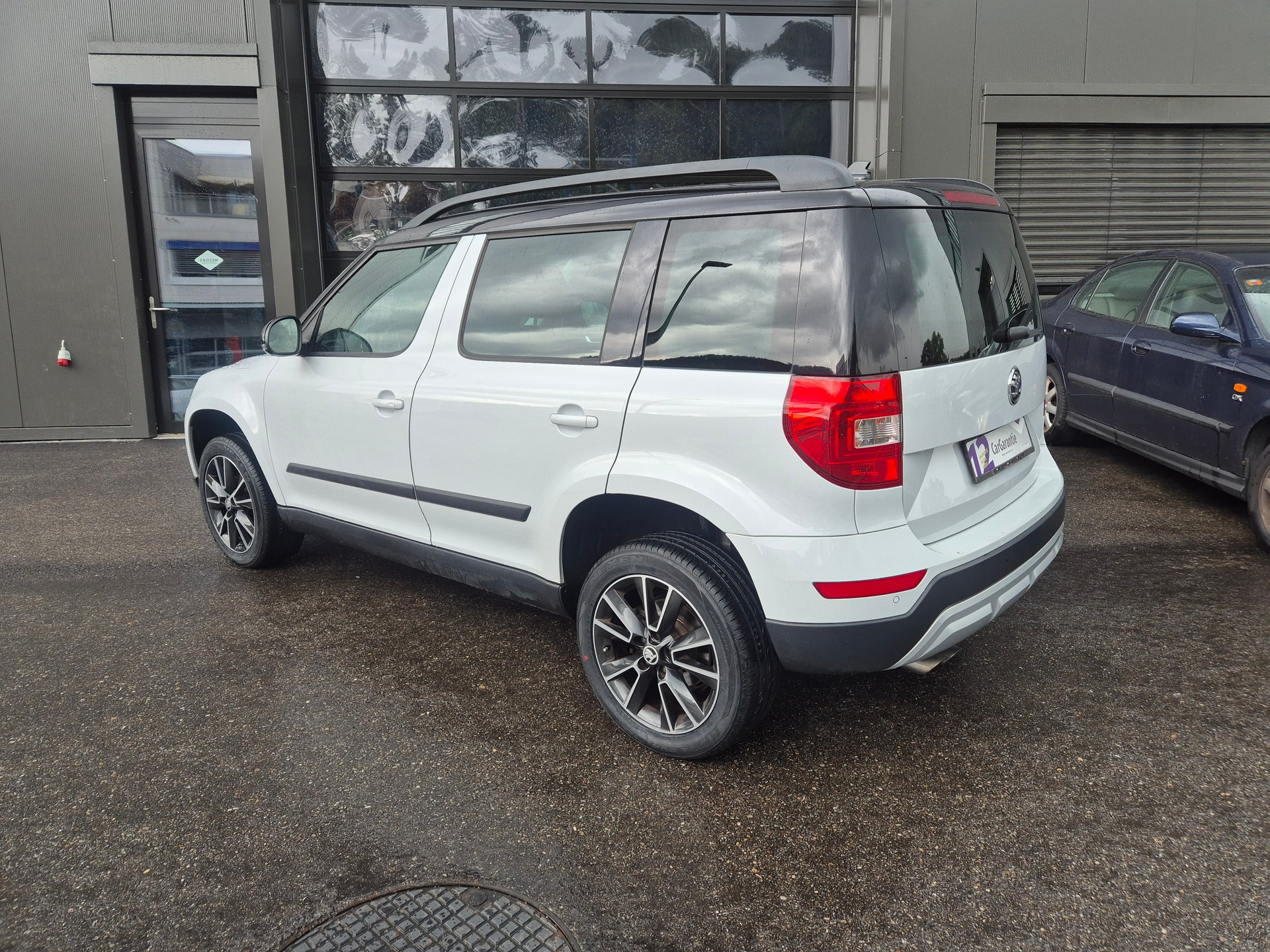 SKODA Yeti 1.8 TSI Adventure 4x4 DSG-image-2