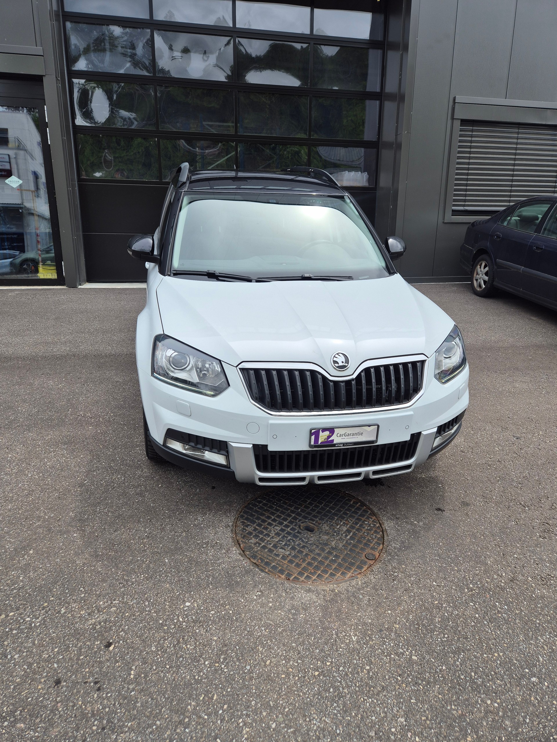 SKODA Yeti 1.8 TSI Adventure 4x4 DSG-image-10