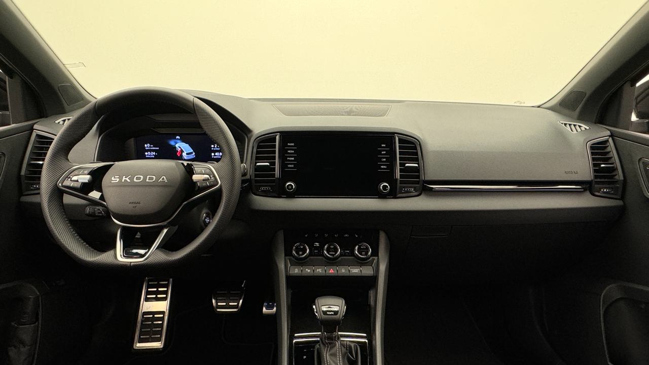 SKODA Karoq 2.0 TSI SportLine 4x4-image-5