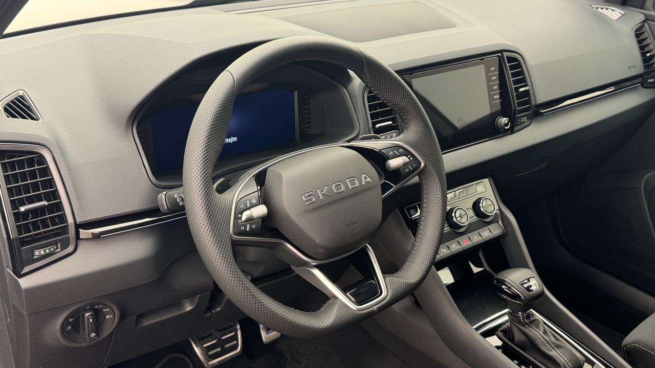 SKODA Karoq 2.0 TSI SportLine 4x4-image-6