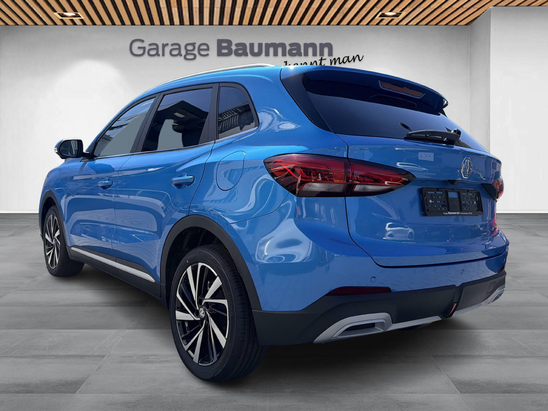 MG ZS 1.5 Hybrid+ Luxury-showroom-element-3