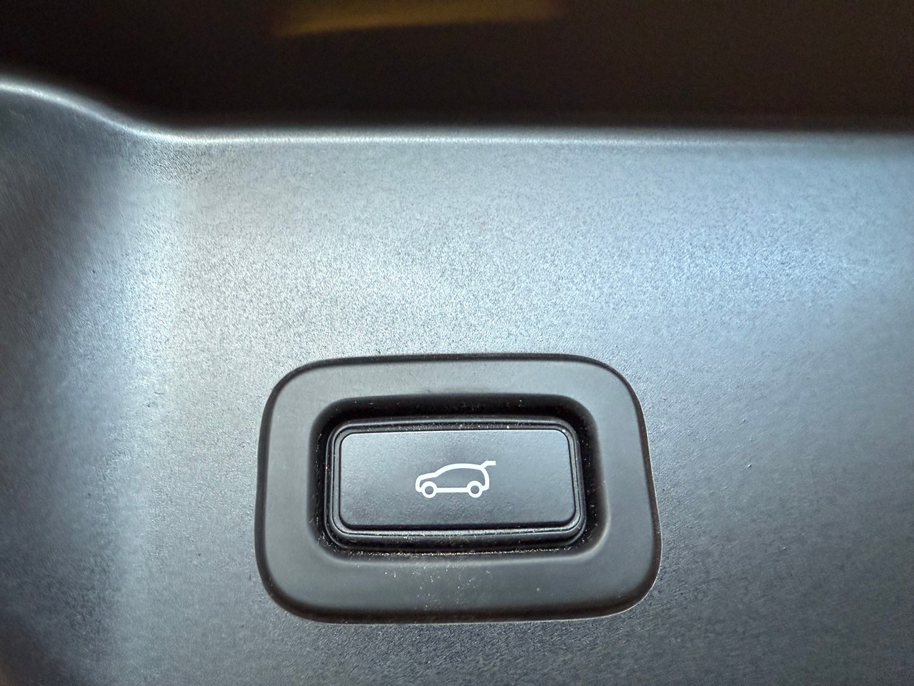 LAND ROVER Range Rover Evoque R-Dynamic P 300 HSE AT9-image-18