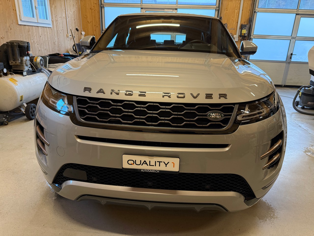 LAND ROVER Range Rover Evoque R-Dynamic P 300 HSE AT9-image-1