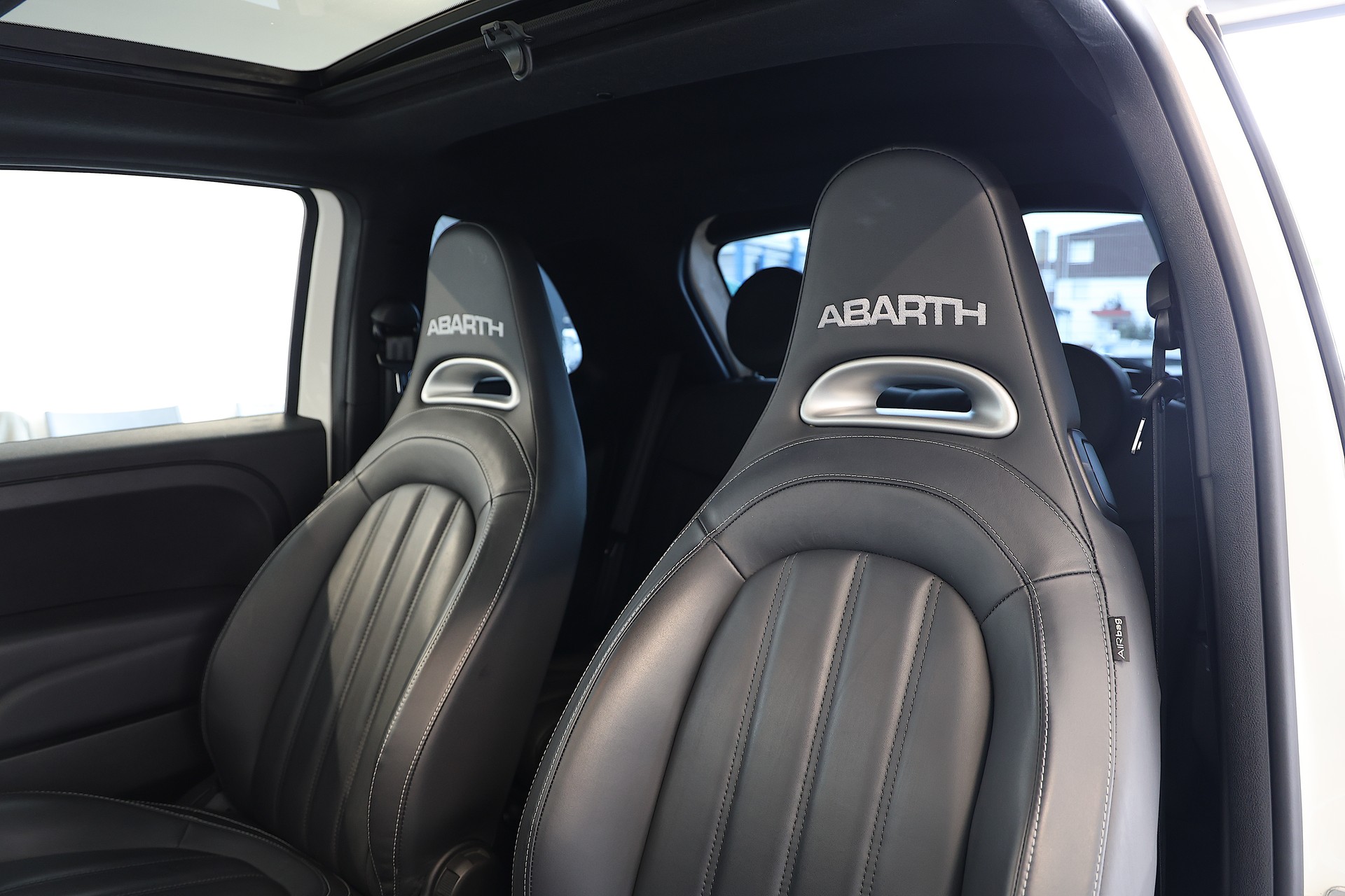 FIAT 595 1.4 16V Turbo Abarth Competizione Duologic-image-8