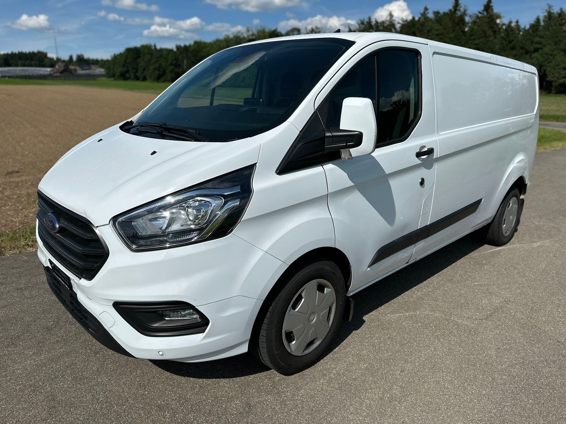 FORD Transit Custom Van 340 L2H1 Trail-image-1