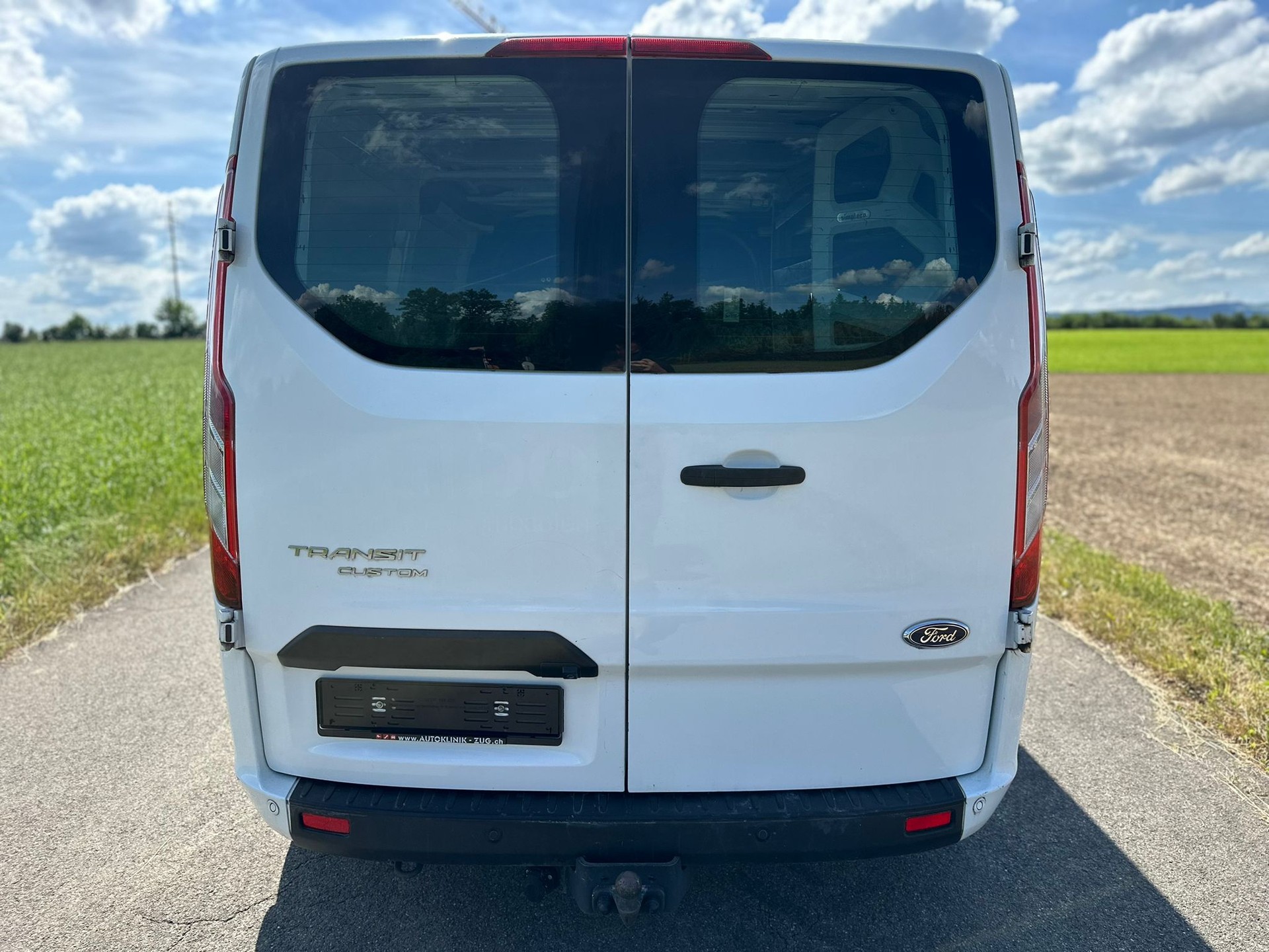FORD Transit Custom Van 340 L2H1 Trail-image-6