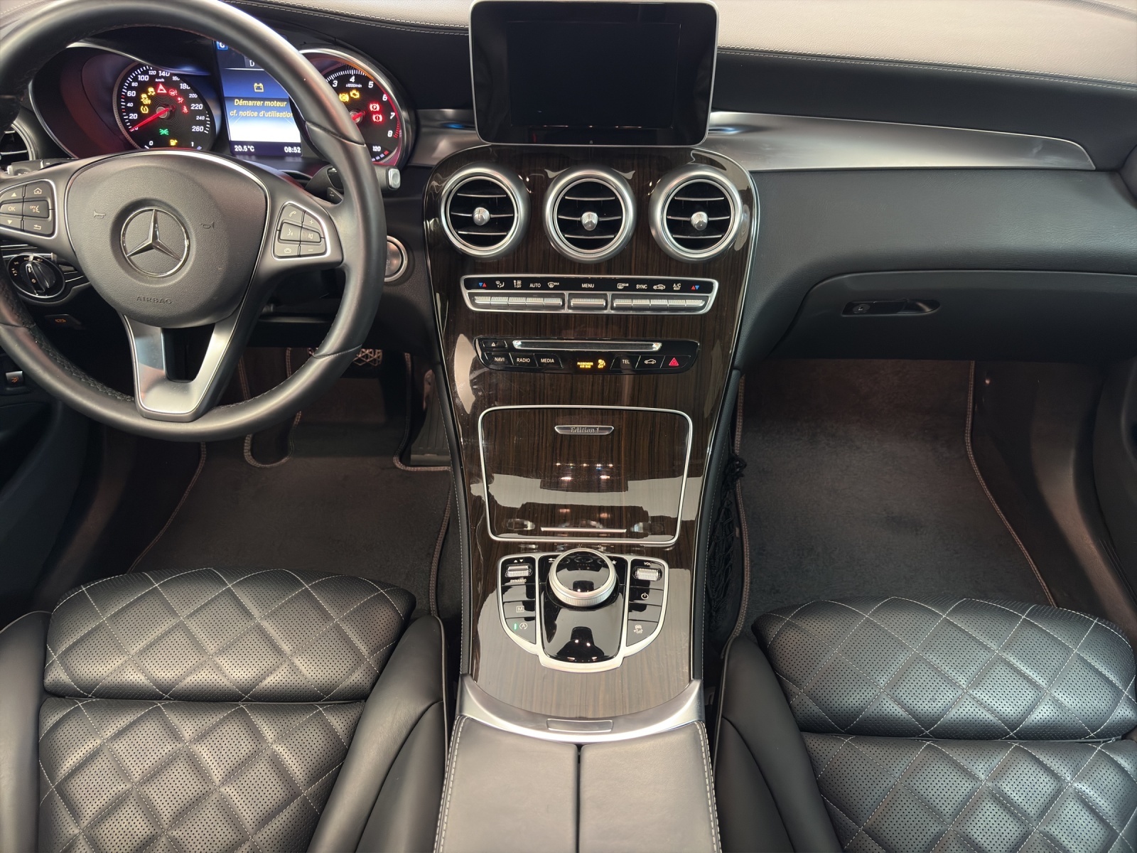 MERCEDES-BENZ GLC 250 AMG Line 4Matic-image-11