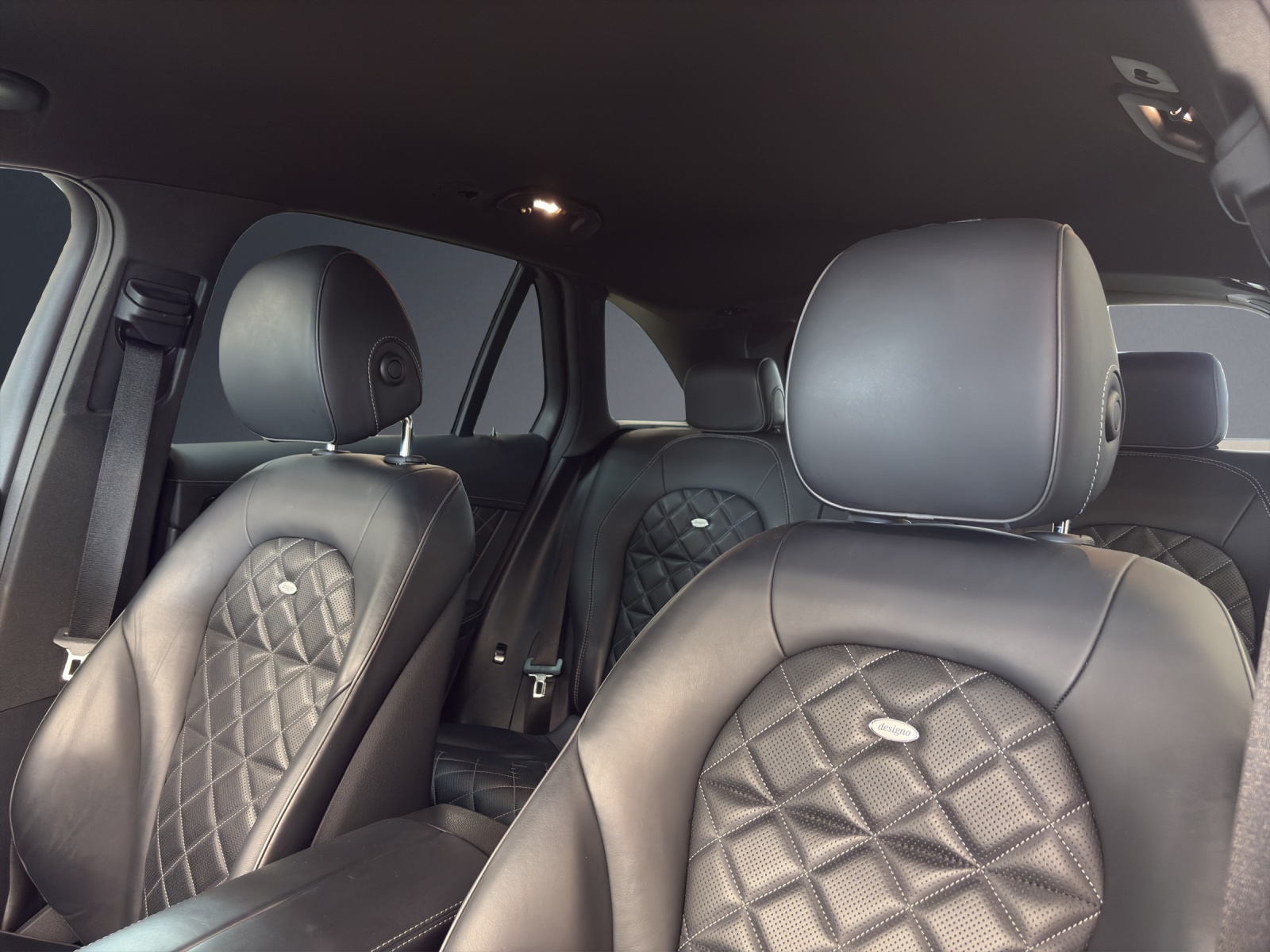MERCEDES-BENZ GLC 250 AMG Line 4Matic-image-7