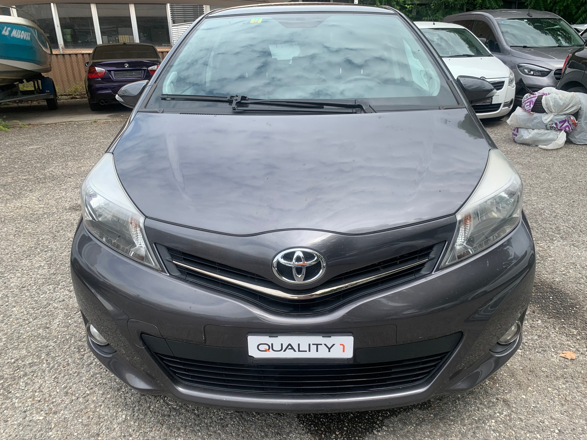 TOYOTA Yaris 1.33 Style-image-1