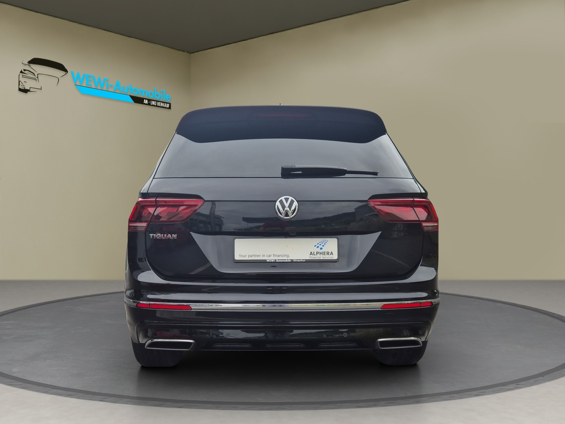 VW Tiguan 2.0TSI Highline 4Motion DSG-image-3