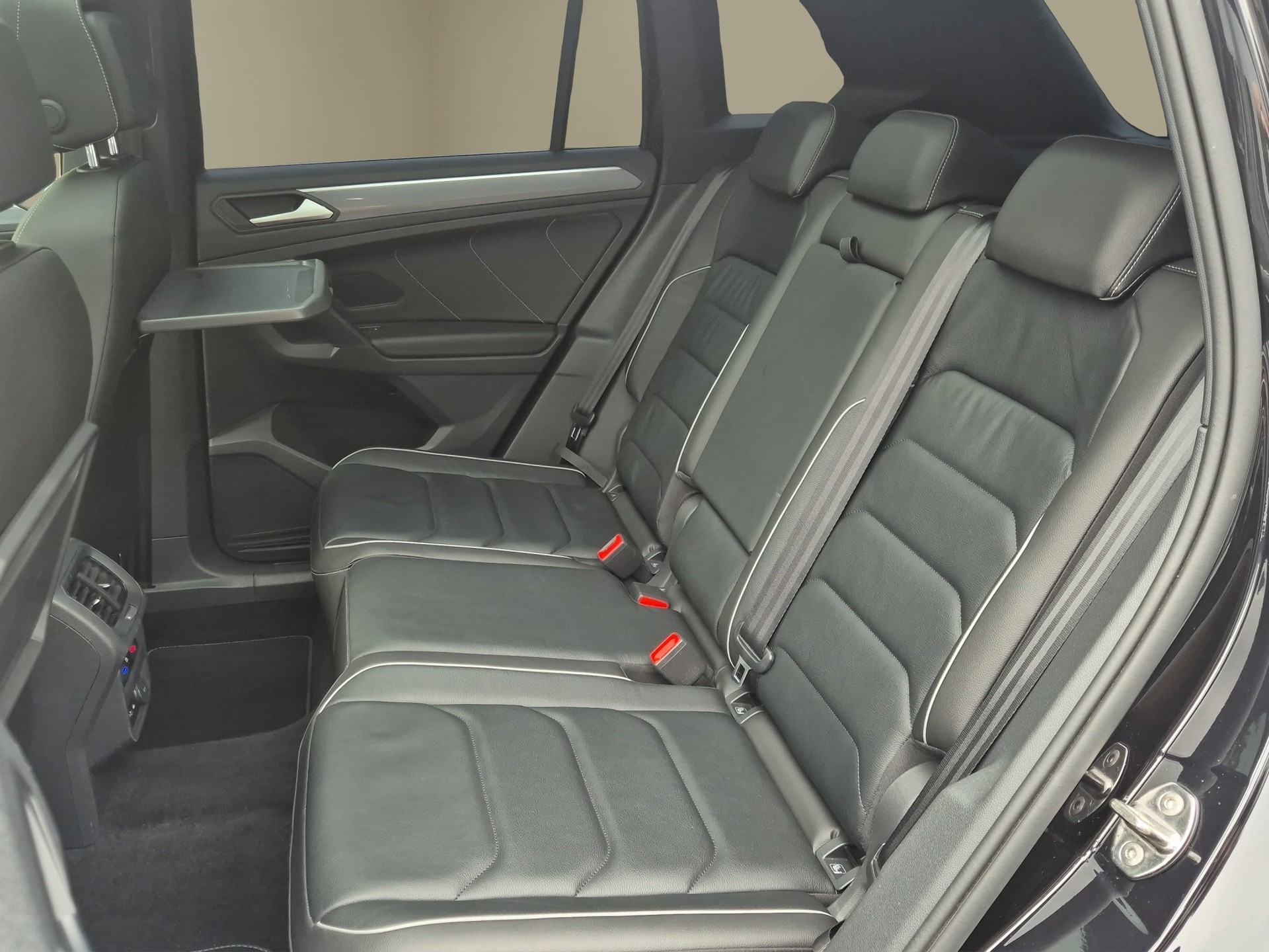 VW Tiguan 2.0TSI Highline 4Motion DSG-image-13