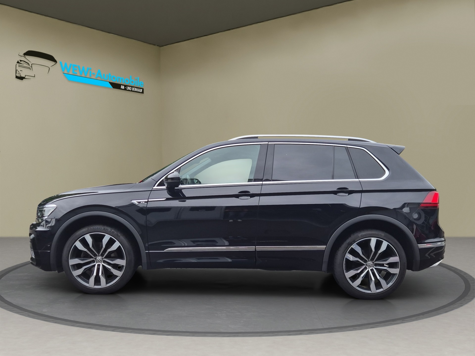 VW Tiguan 2.0TSI Highline 4Motion DSG-image-1