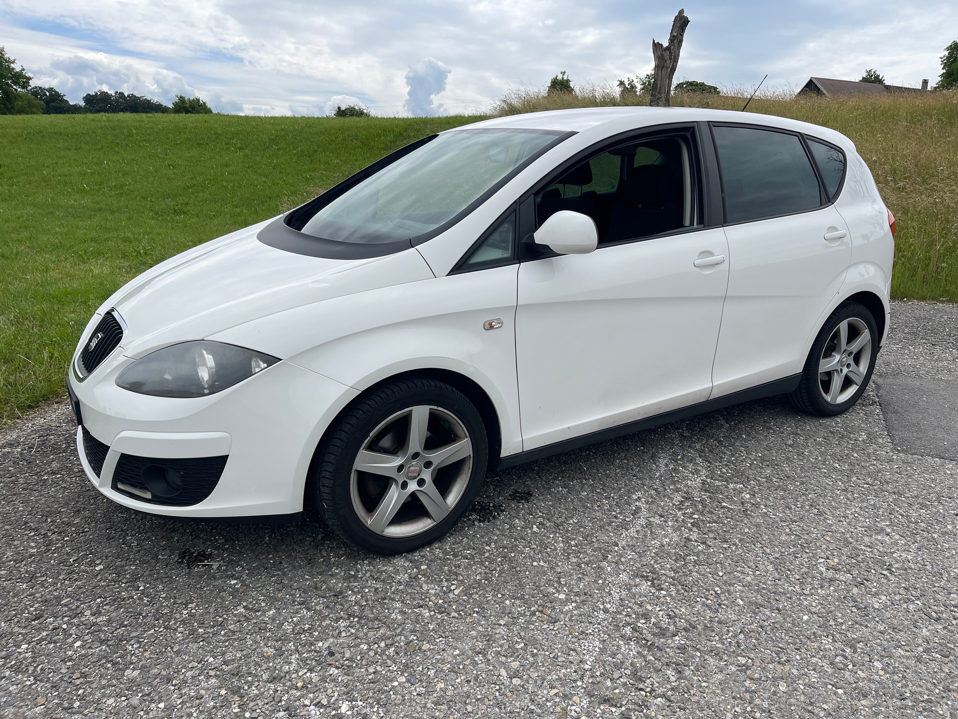 SEAT Altea 1.6 TDI Style DSG-image-1
