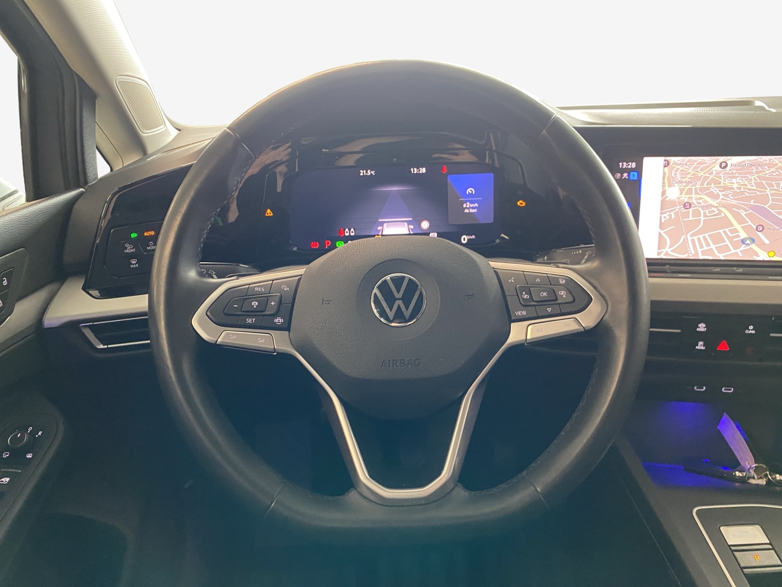 VW Golf 1.0 eTSI mHEV ACTLife DSG-image-9