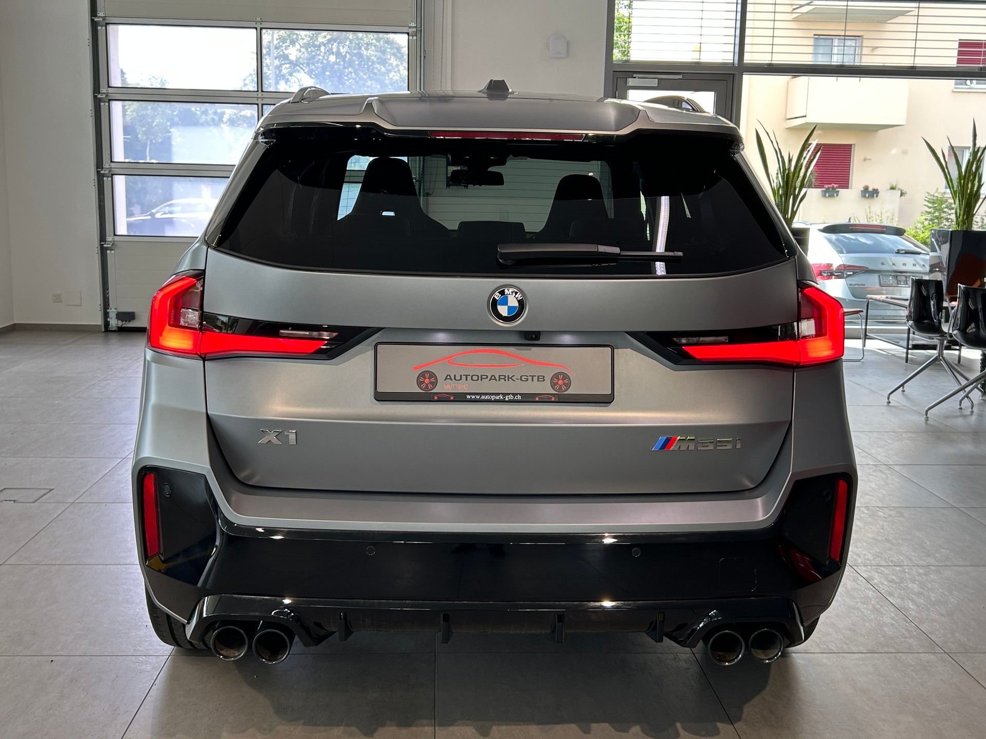 BMW X1 xDrive M35i-image-7