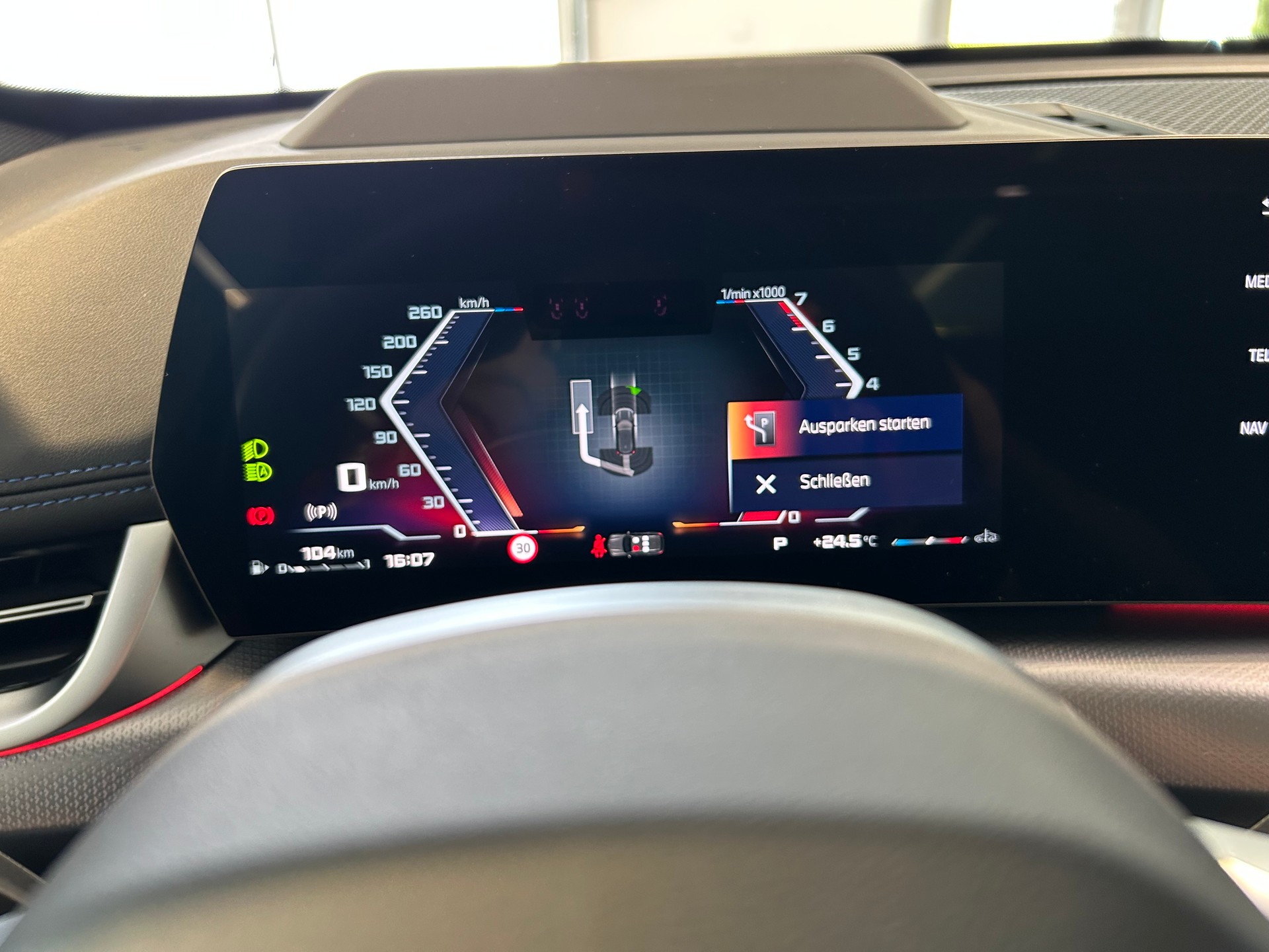 BMW X1 xDrive M35i-image-21
