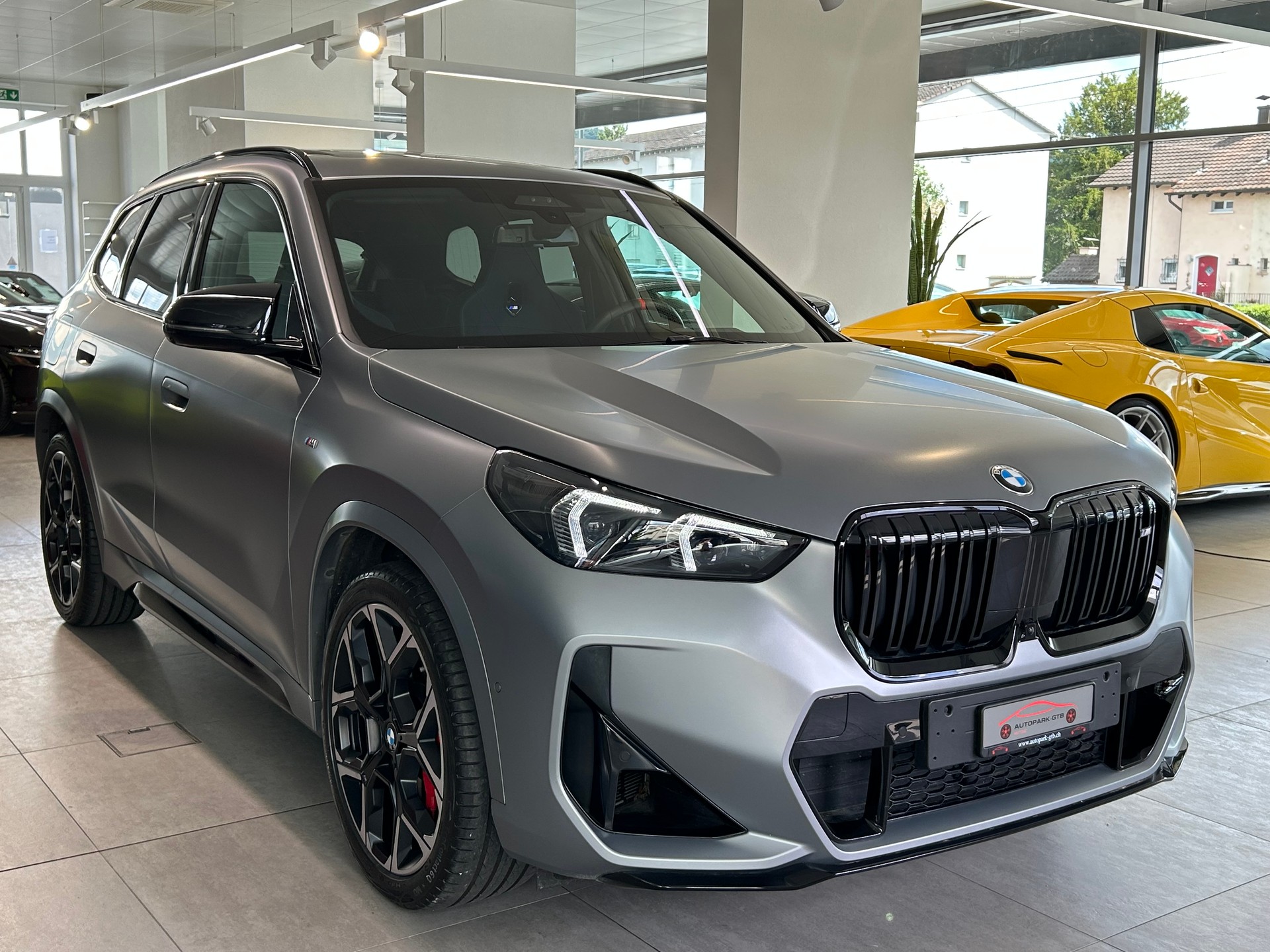 BMW X1 xDrive M35i-image-1