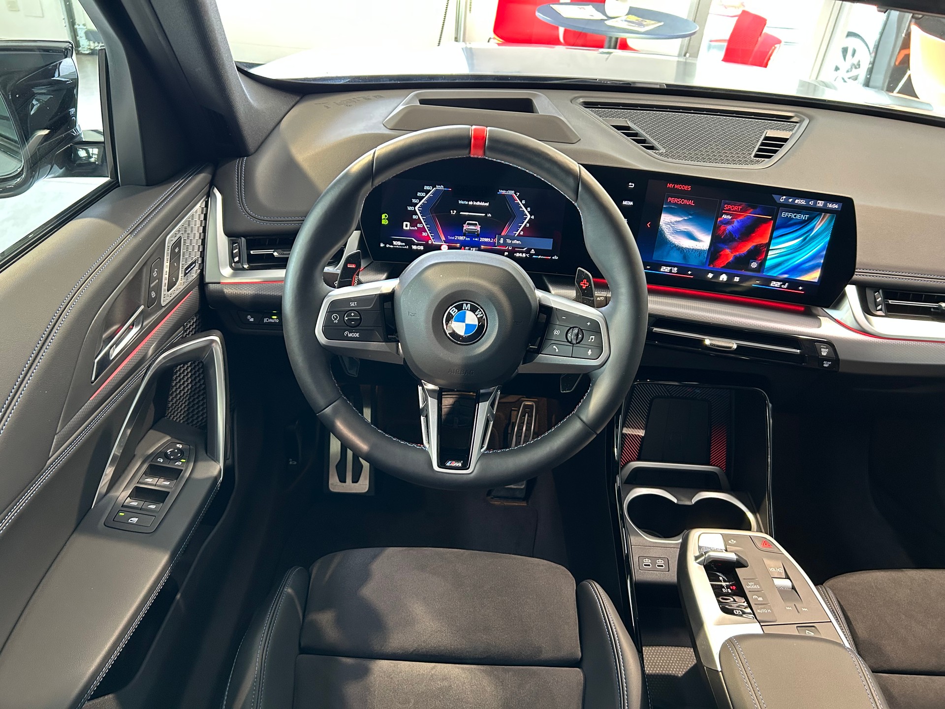 BMW X1 xDrive M35i-image-13