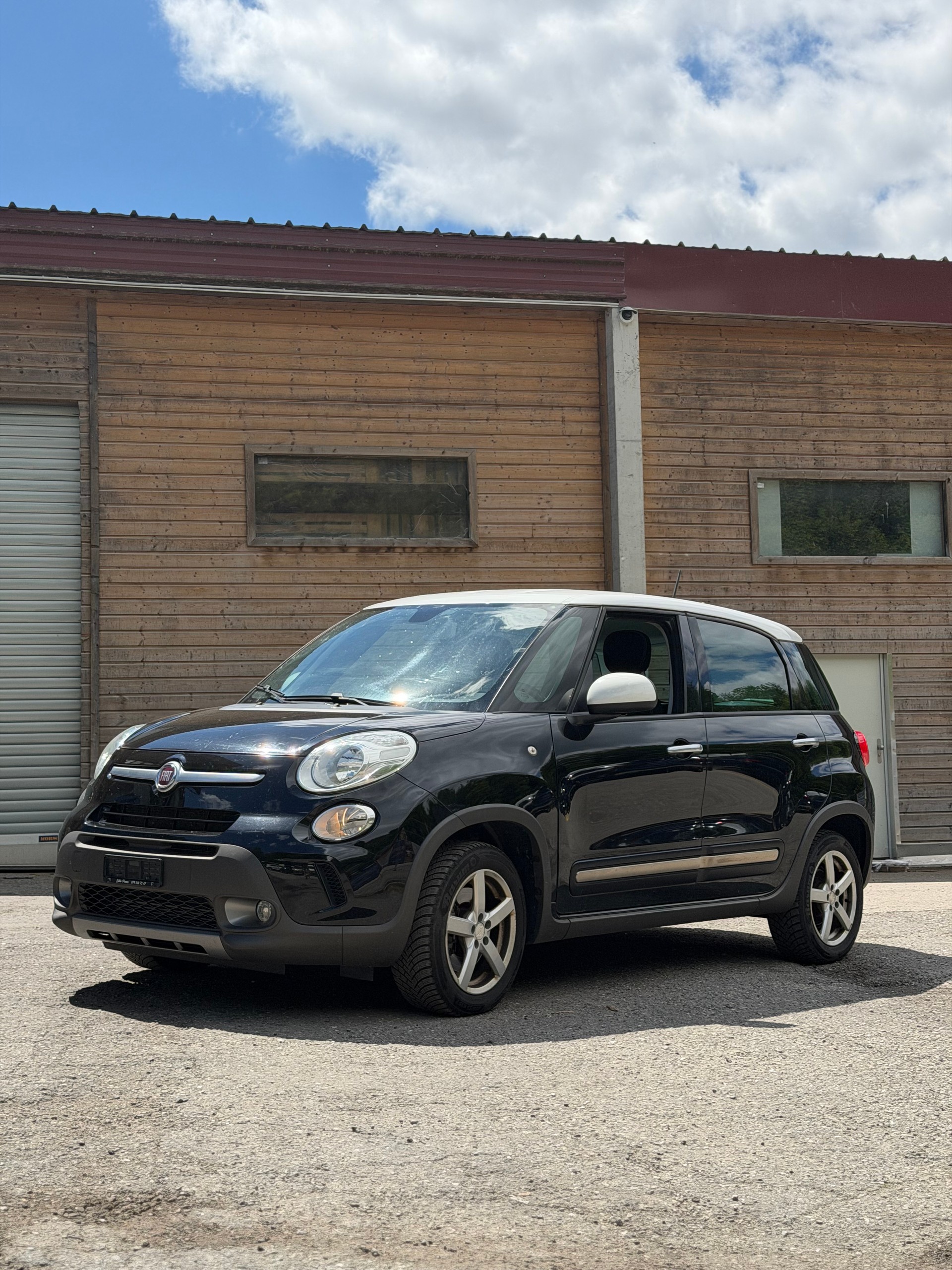 FIAT 500L 1.4 TB 16V Trekking-image-2