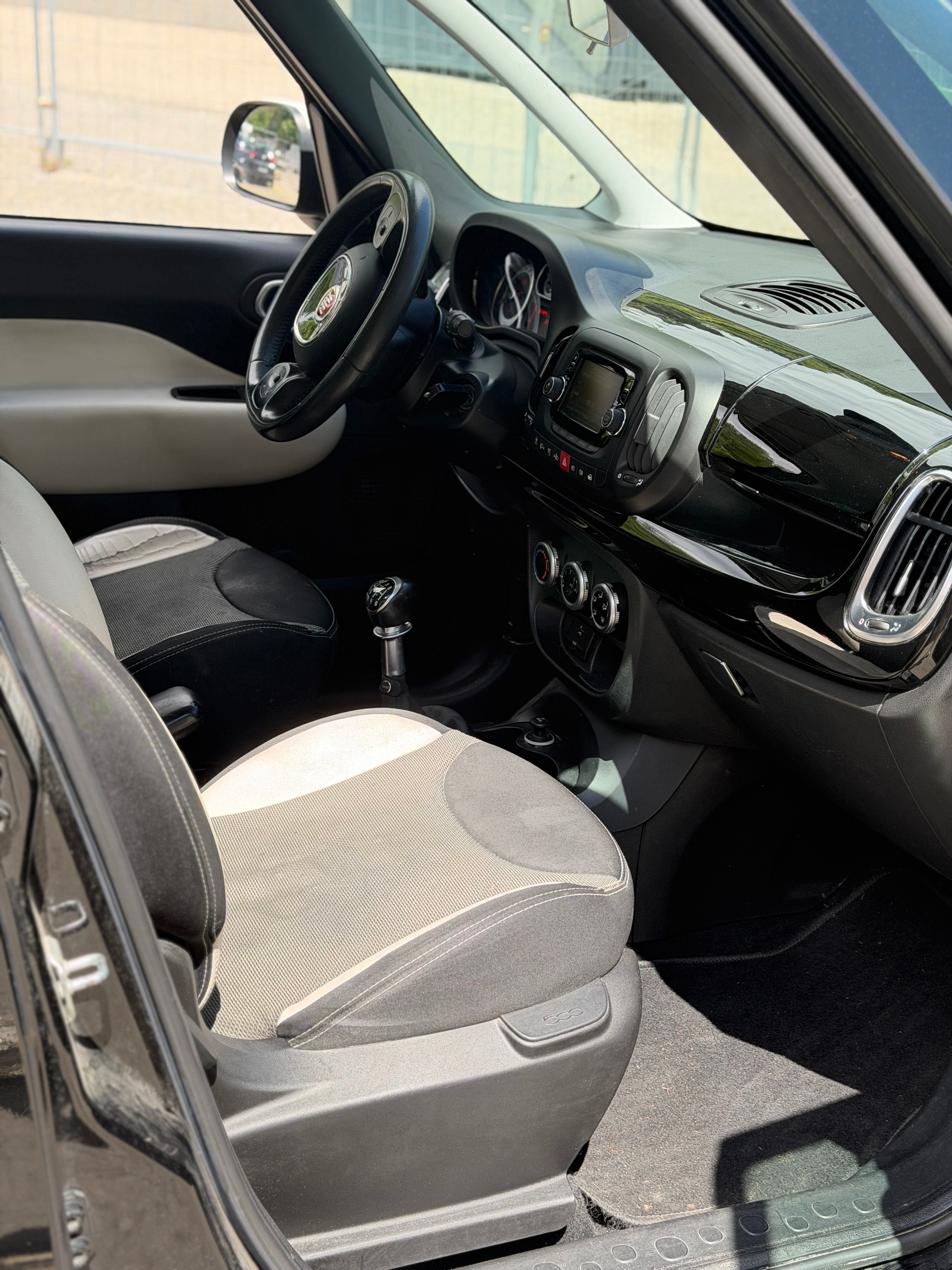 FIAT 500L 1.4 TB 16V Trekking-image-8
