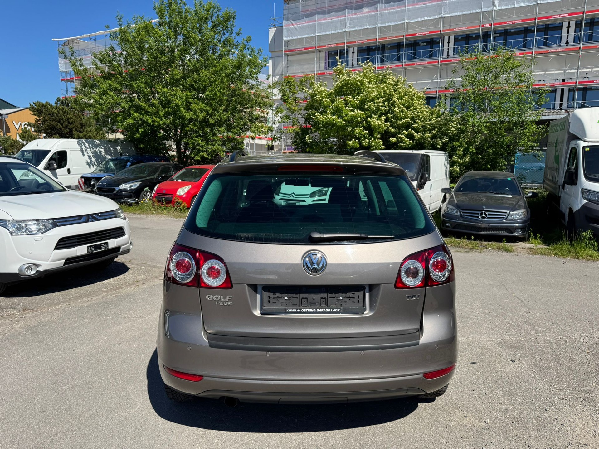 VW Golf Plus 1.6 TDI BMT Trendline DSG-image-7