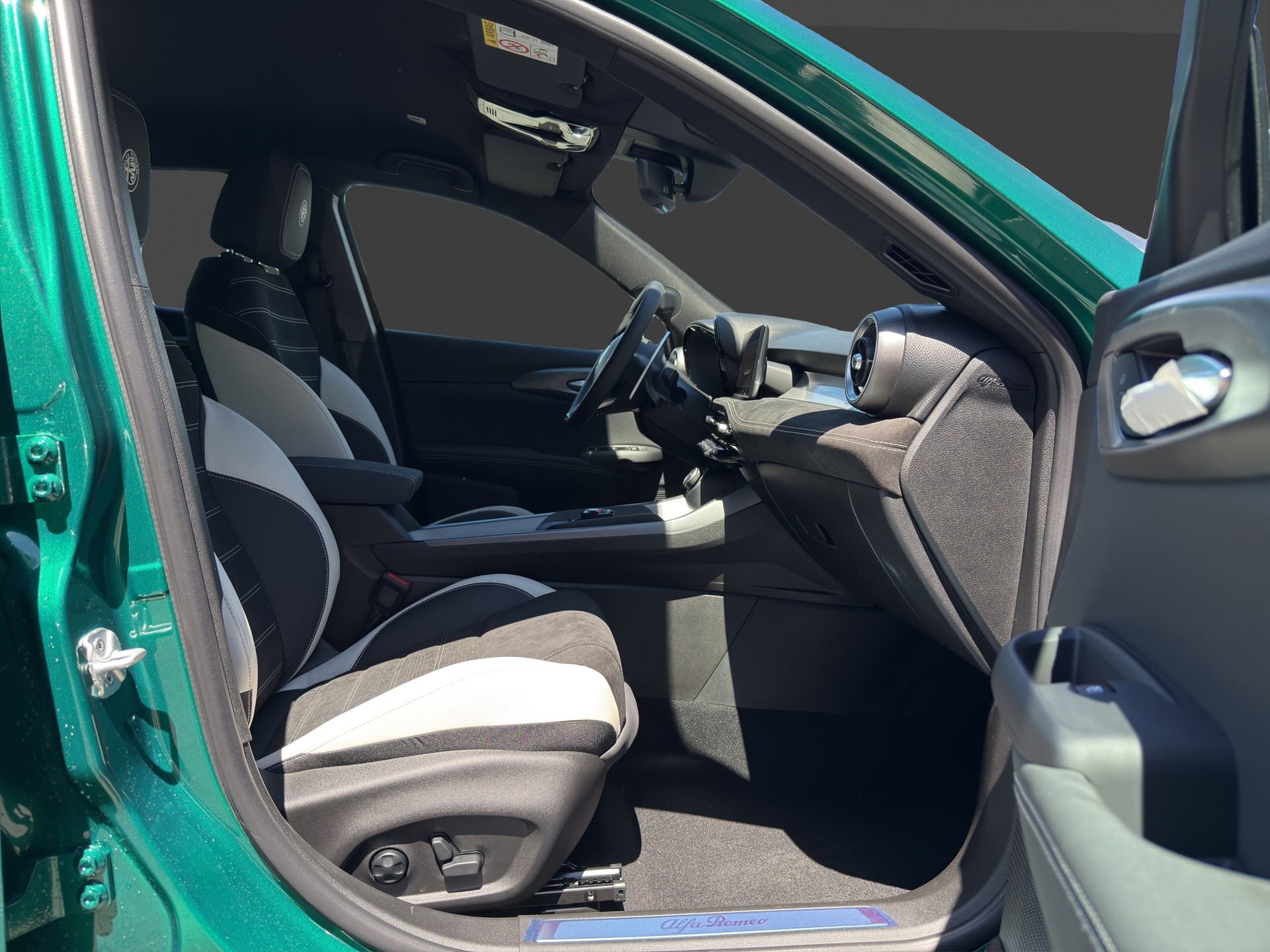 ALFA ROMEO Tonale 1.3 Plug-in-Hybrid Q4 Sport Speciale-image-13
