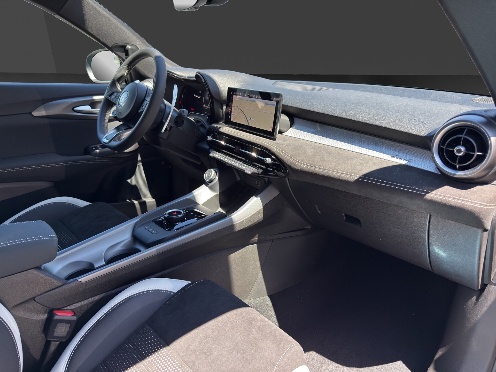 ALFA ROMEO Tonale 1.3 Plug-in-Hybrid Q4 Sport Speciale-image-12