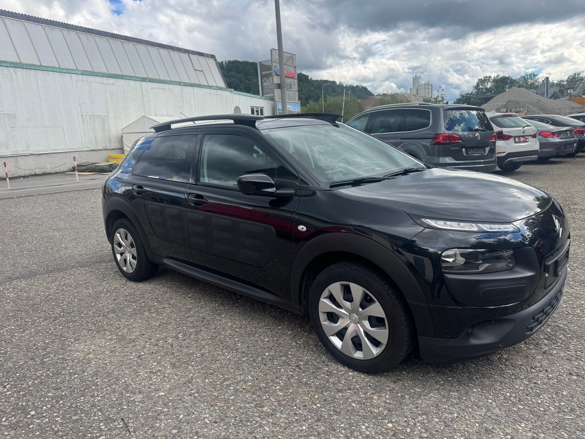 CITROEN C4 Cactus 1.2 VTi Shine-image-7