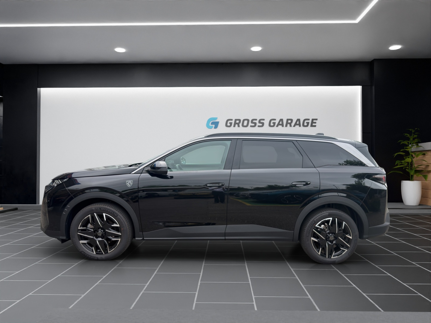 PEUGEOT 5008 1.2 Hybrid 145 GT-image-4