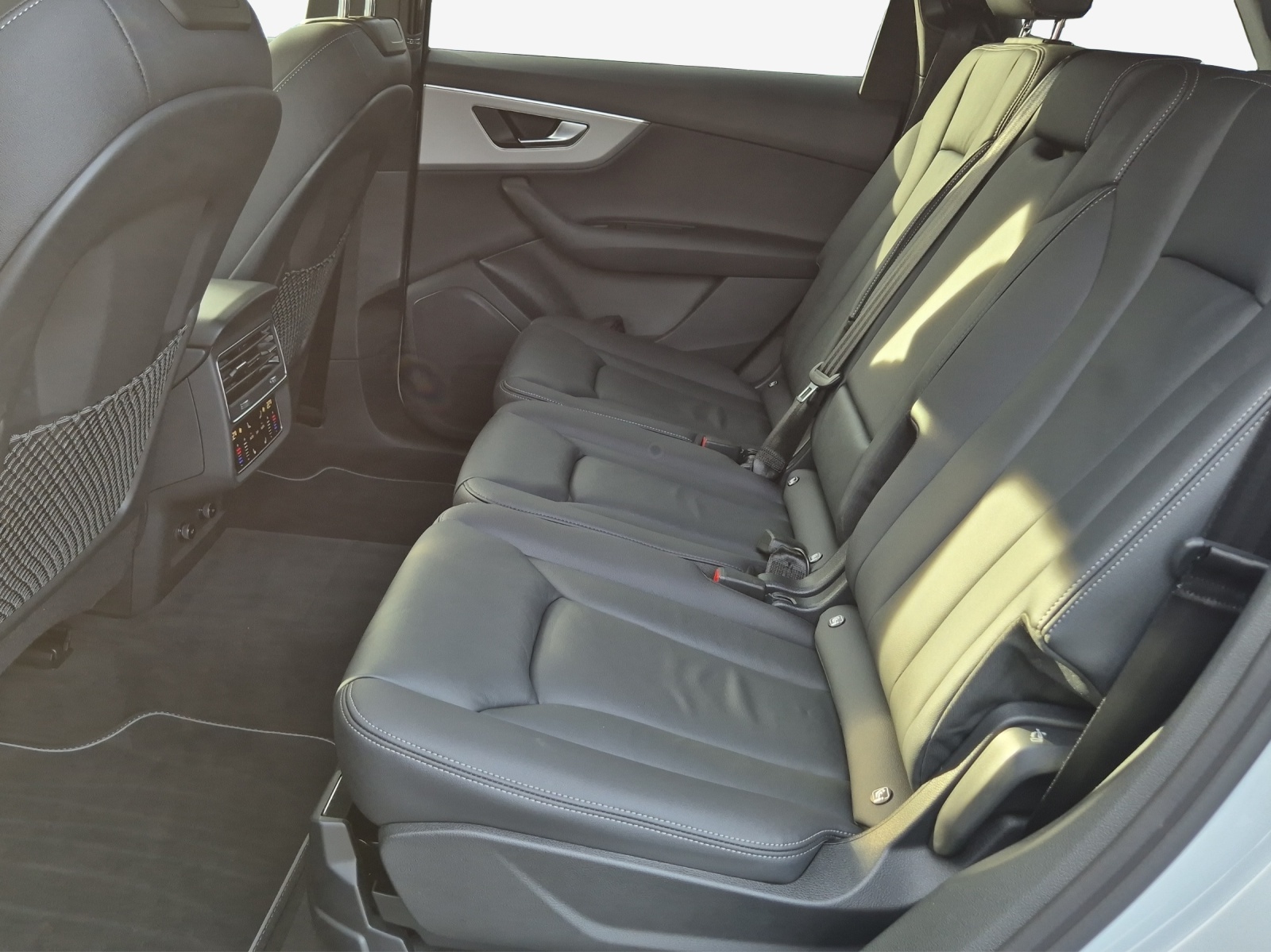 AUDI Q7 45 TDI quattro S Line tiptronic-image-11