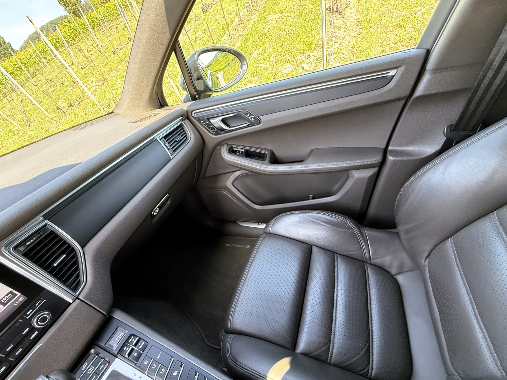 PORSCHE Macan PDK-image-16