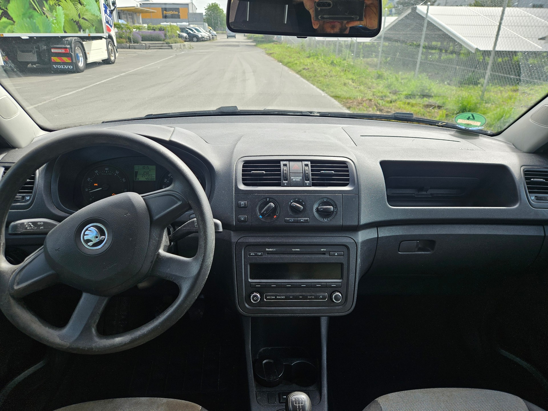 SKODA Fabia 1.2 TSI Ambition Plus-image-9