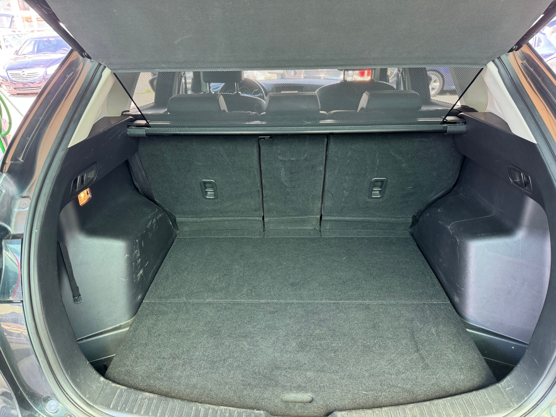 MAZDA CX-5 2.2 D HP Revolution AWD Automatic-image-11