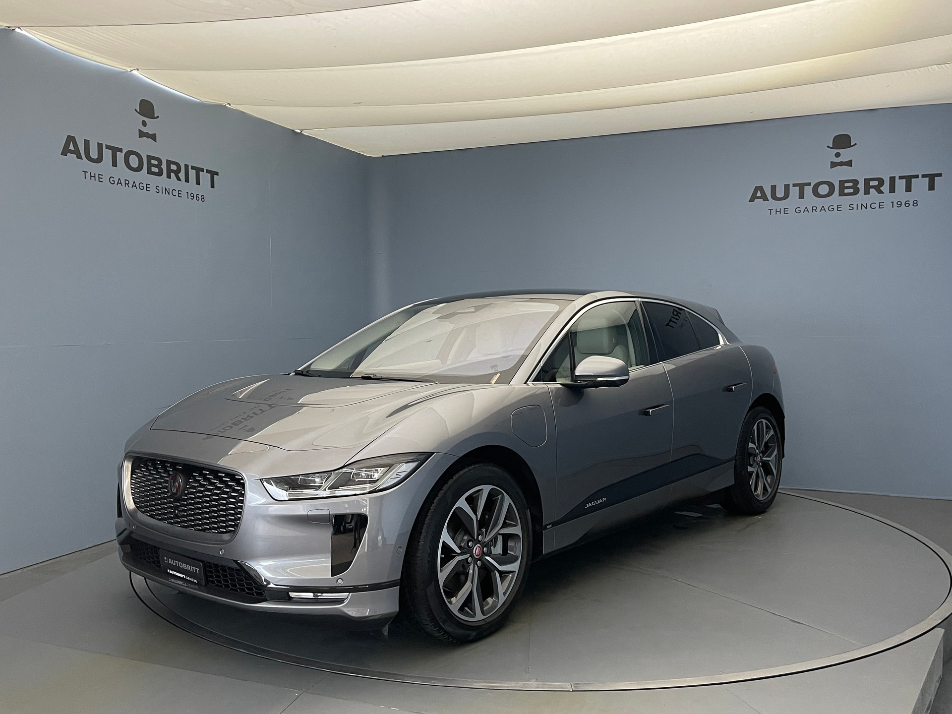 JAGUAR I-Pace EV400 SE AWD-image-0