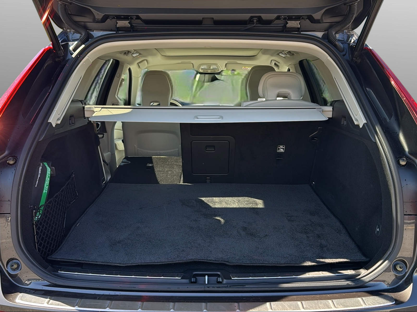 VOLVO XC60 2.0 T6 TE Xcentric eAWD-image-15
