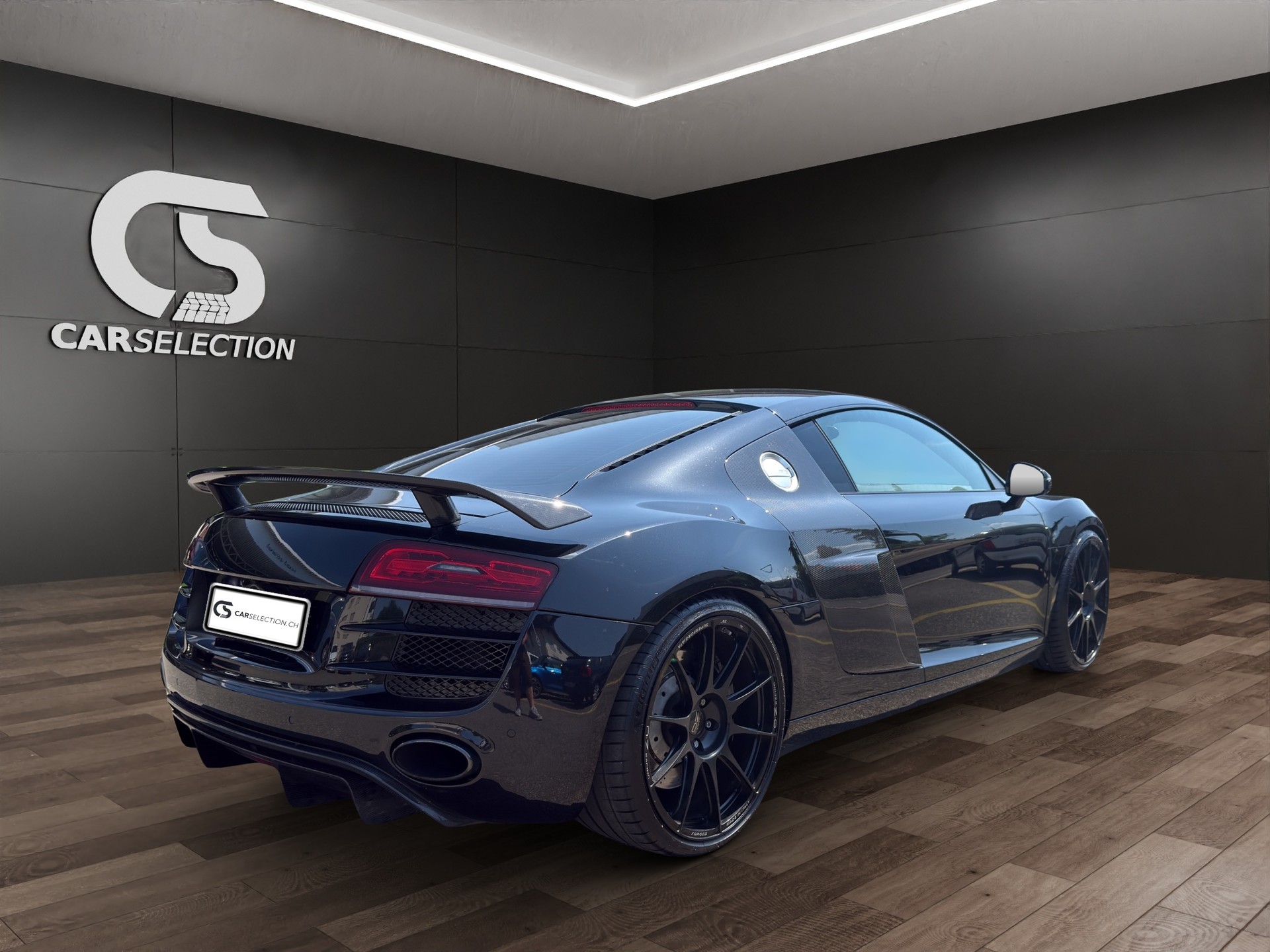 AUDI R8 Coupé 4.2-image-4