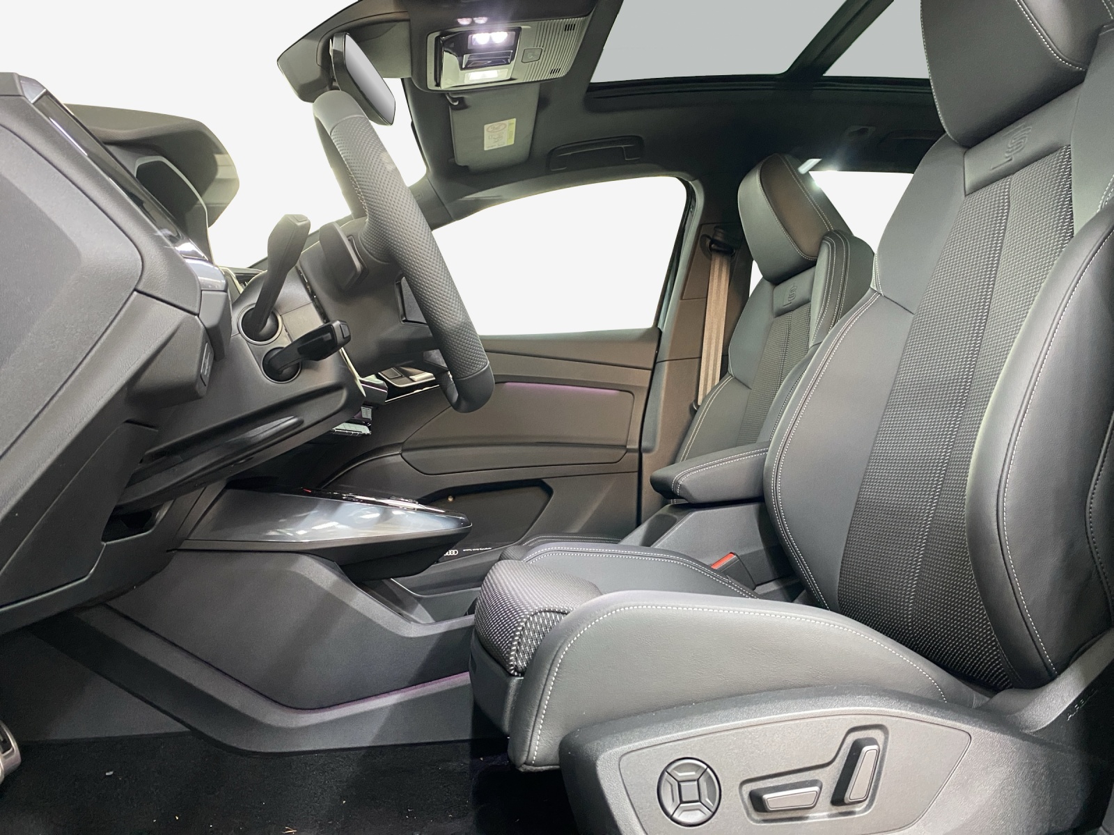 AUDI Q4 e-tron 45 Attraction quattro-image-7
